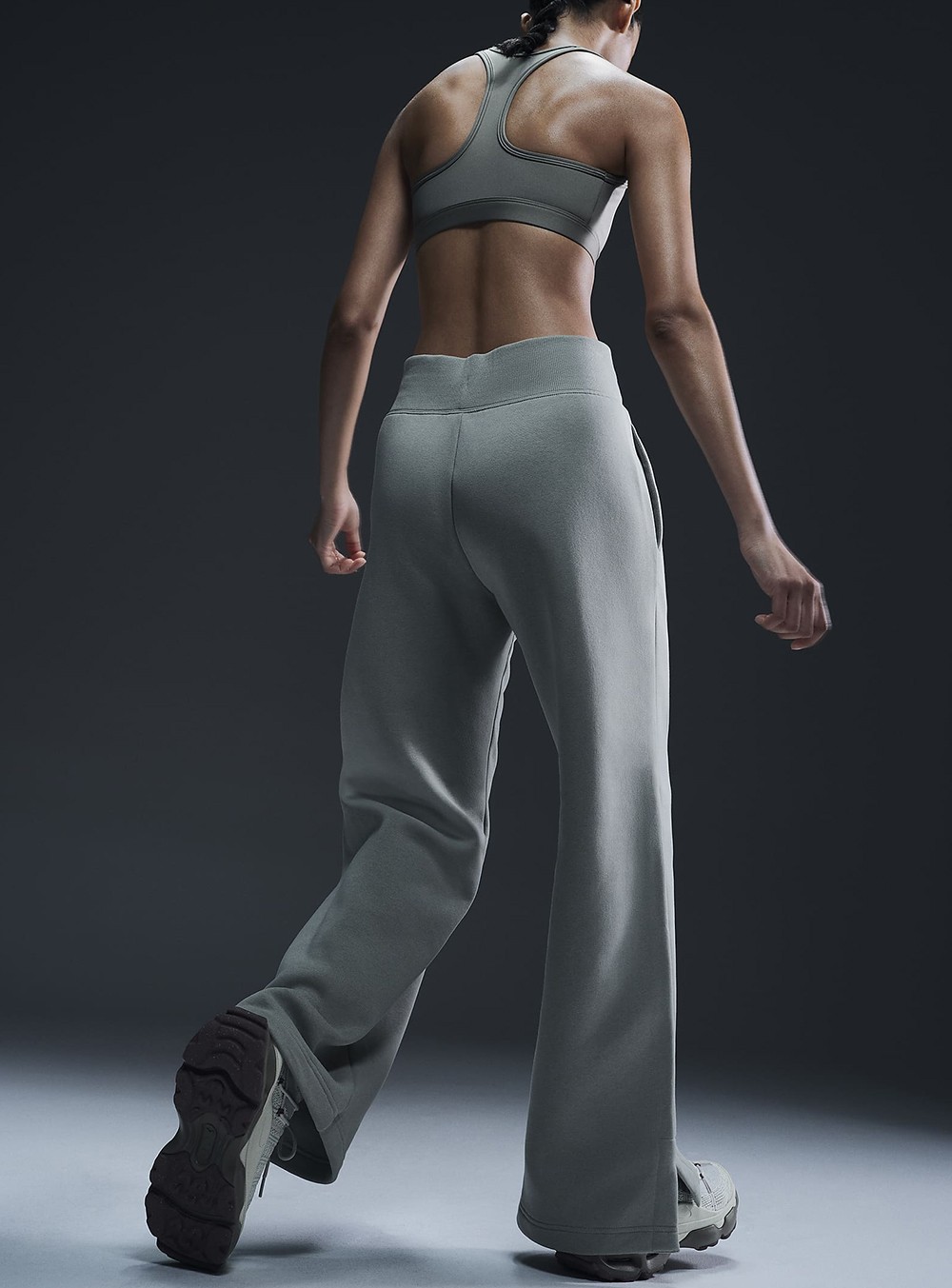 Брюки женские Nike W NSW PHNX FLC HR LOGO PNT WDE зеленые FV7684-370 изображение 4