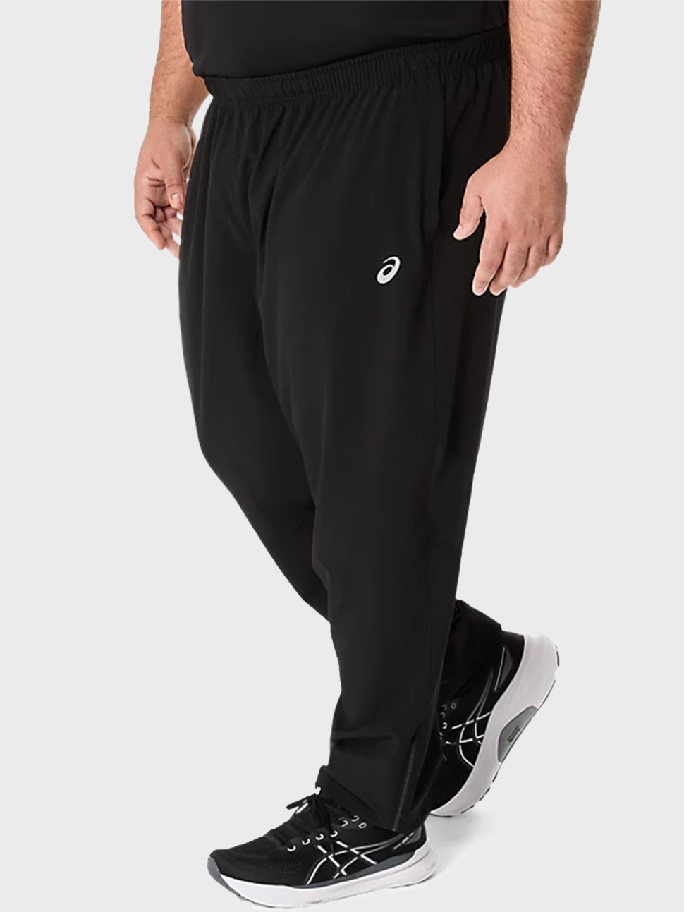 Штани чоловічі Asics CORE WOVEN PANT чорні 2011D224-001 — фото 4