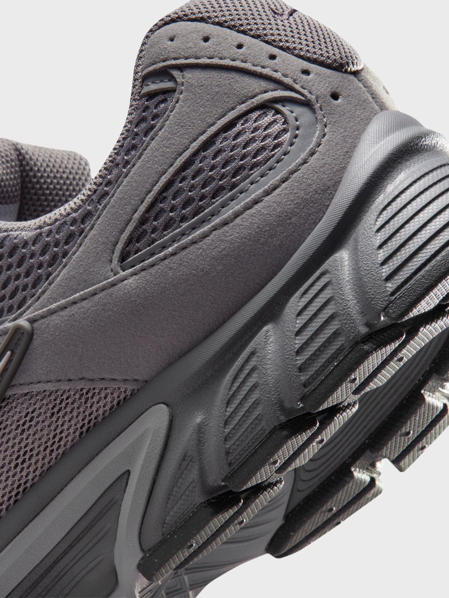 Кроссовки мужские Nike V5 RNR SUEDE серые II6292-006 изображение 5