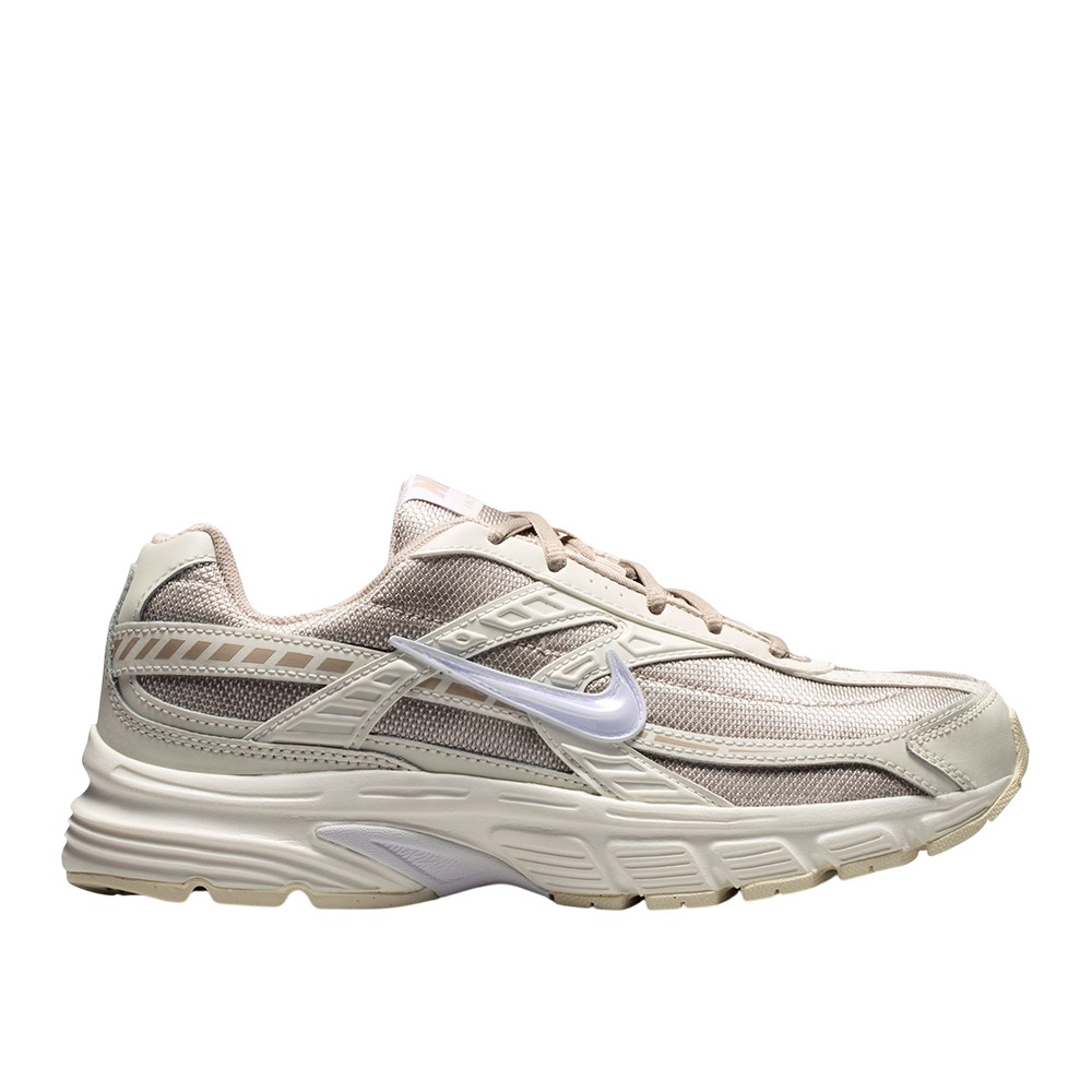 Кроссовки женские Nike WMNS INITIATOR молочные 394053-105