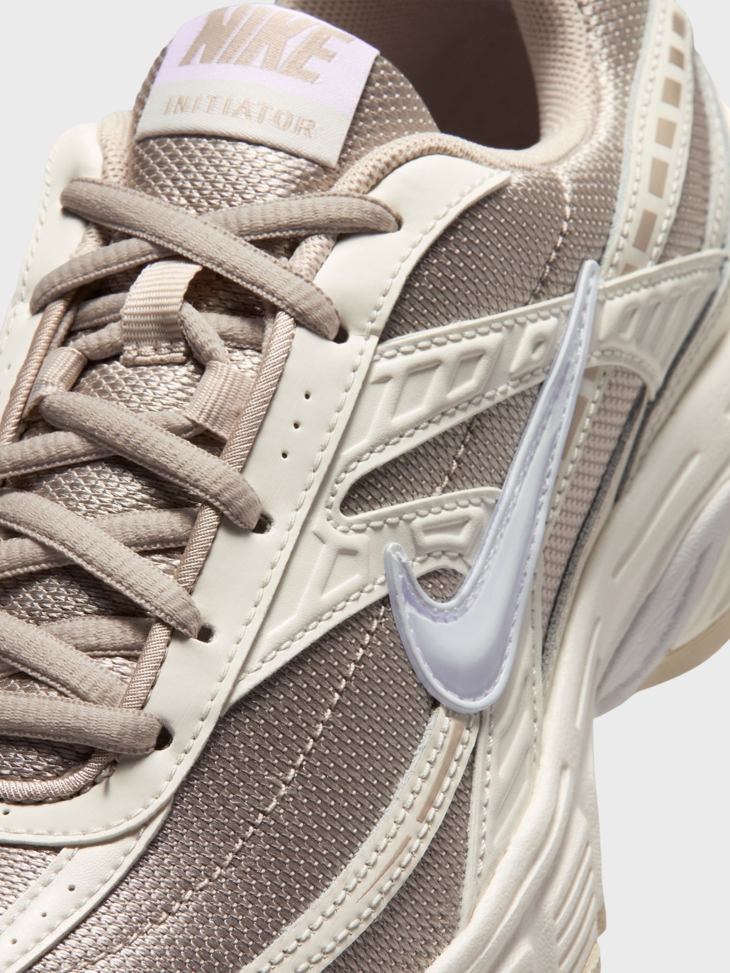 Кросівки жіночі Nike WMNS INITIATOR молочні 394053-105 изображение 5