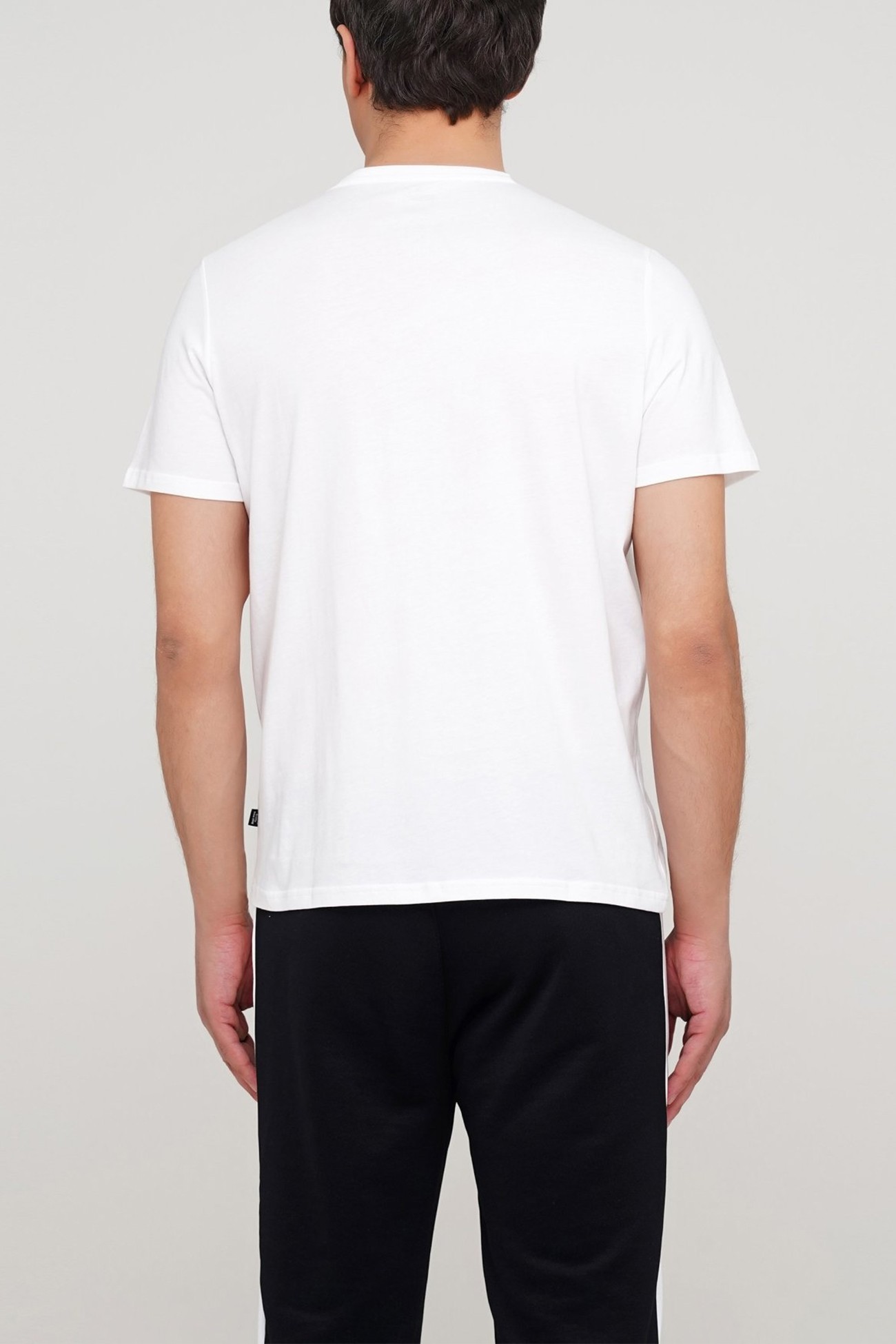 Футболка мужская Puma Sneaker Inspired Tee белая 58776702 изображение 4