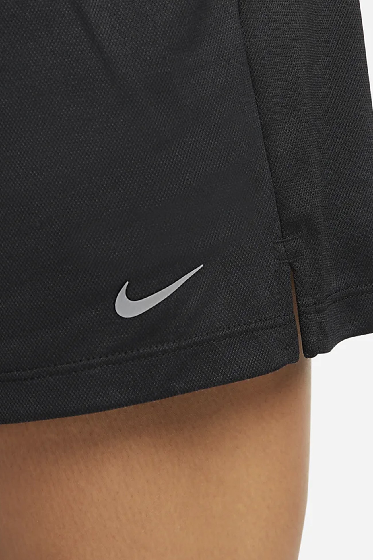 Шорти жіночі Nike W NK ATTACK DF MR 5IN SHORT чорні DX6024-010 изображение 5