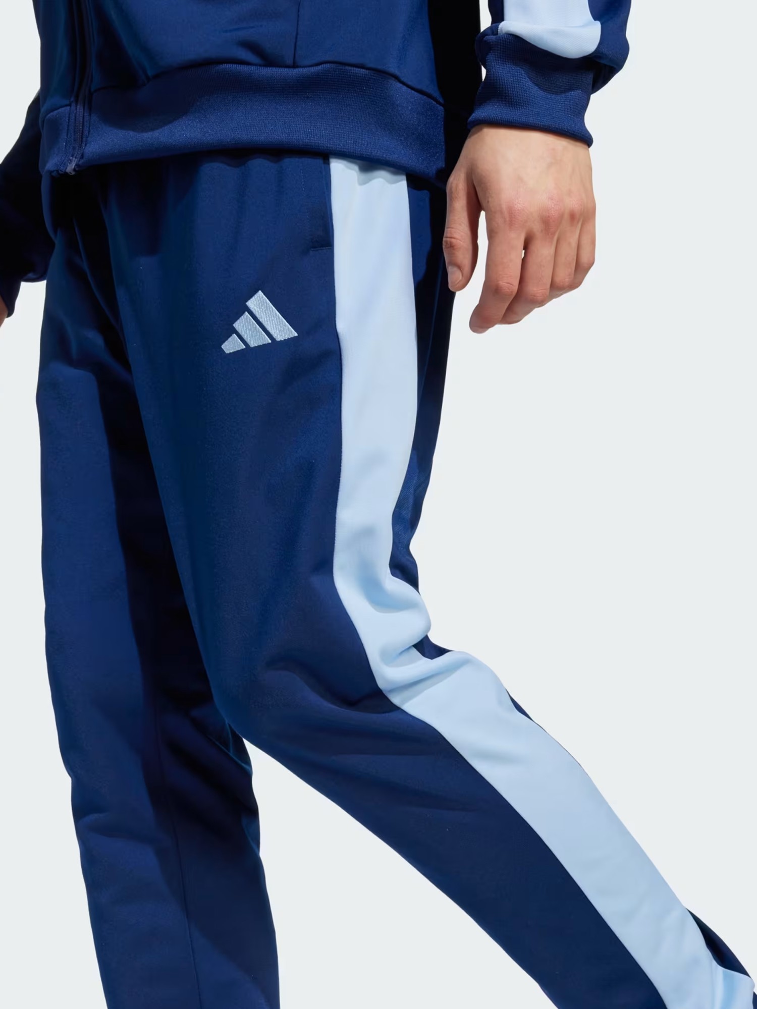 Костюм мужской Adidas M TR CB TS синий JI8898 изображение 6