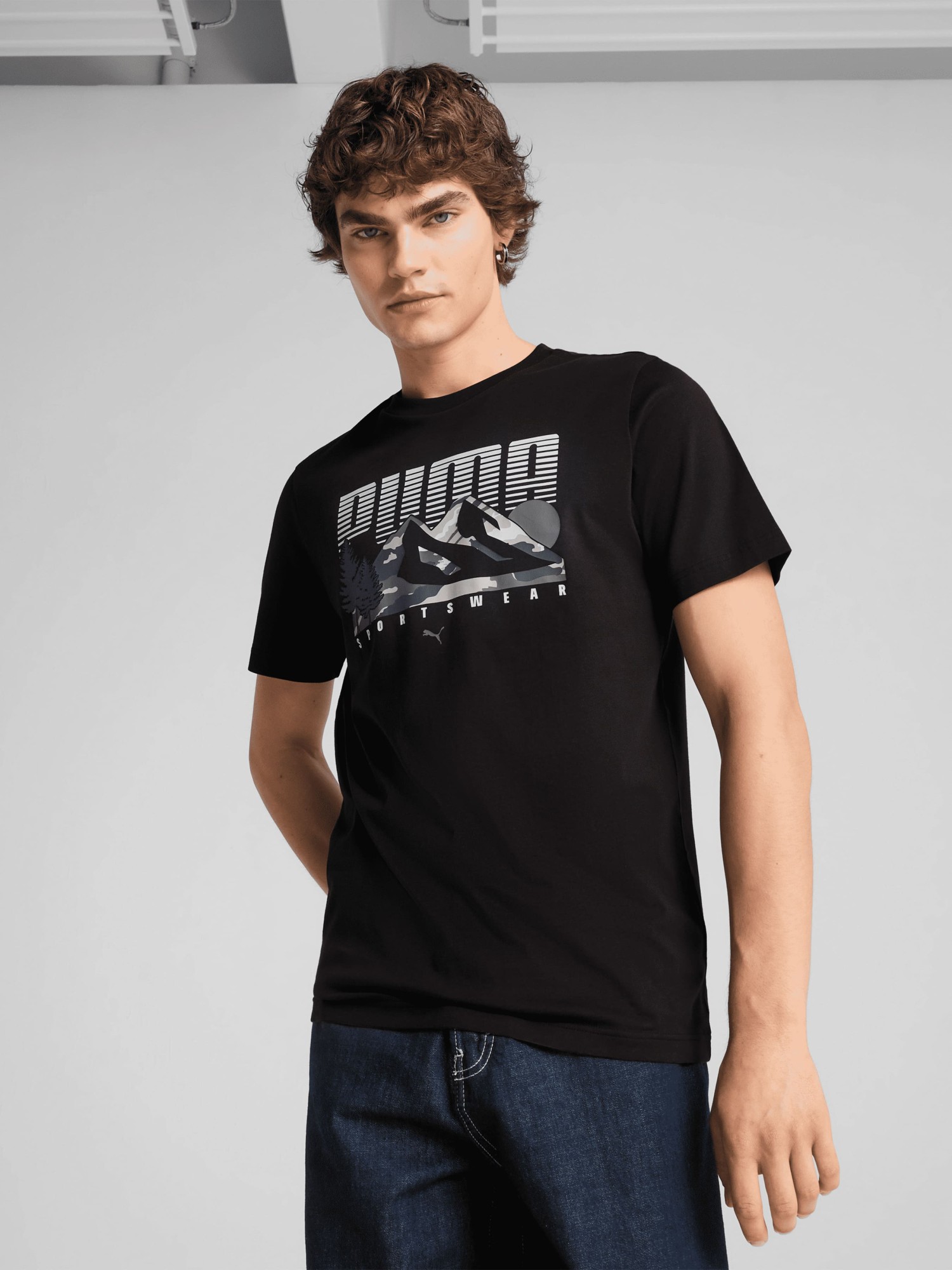 Футболка мужская Puma GRAPHICS Mountain Tee черная 68482801 изображение 2