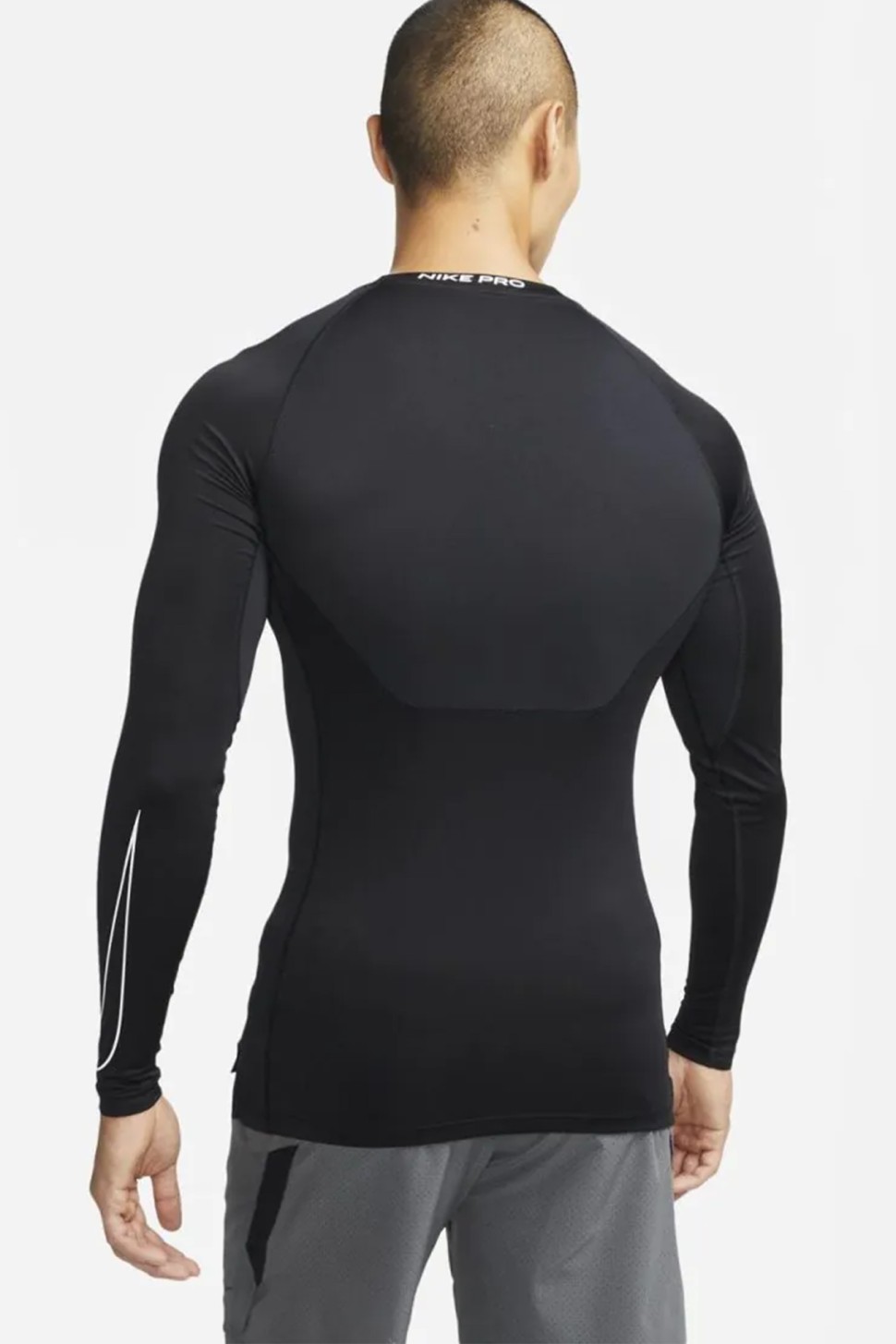 Футболка чоловіча Nike M Np Df Tight Top Ls чорна DD1990-010 — фото 3