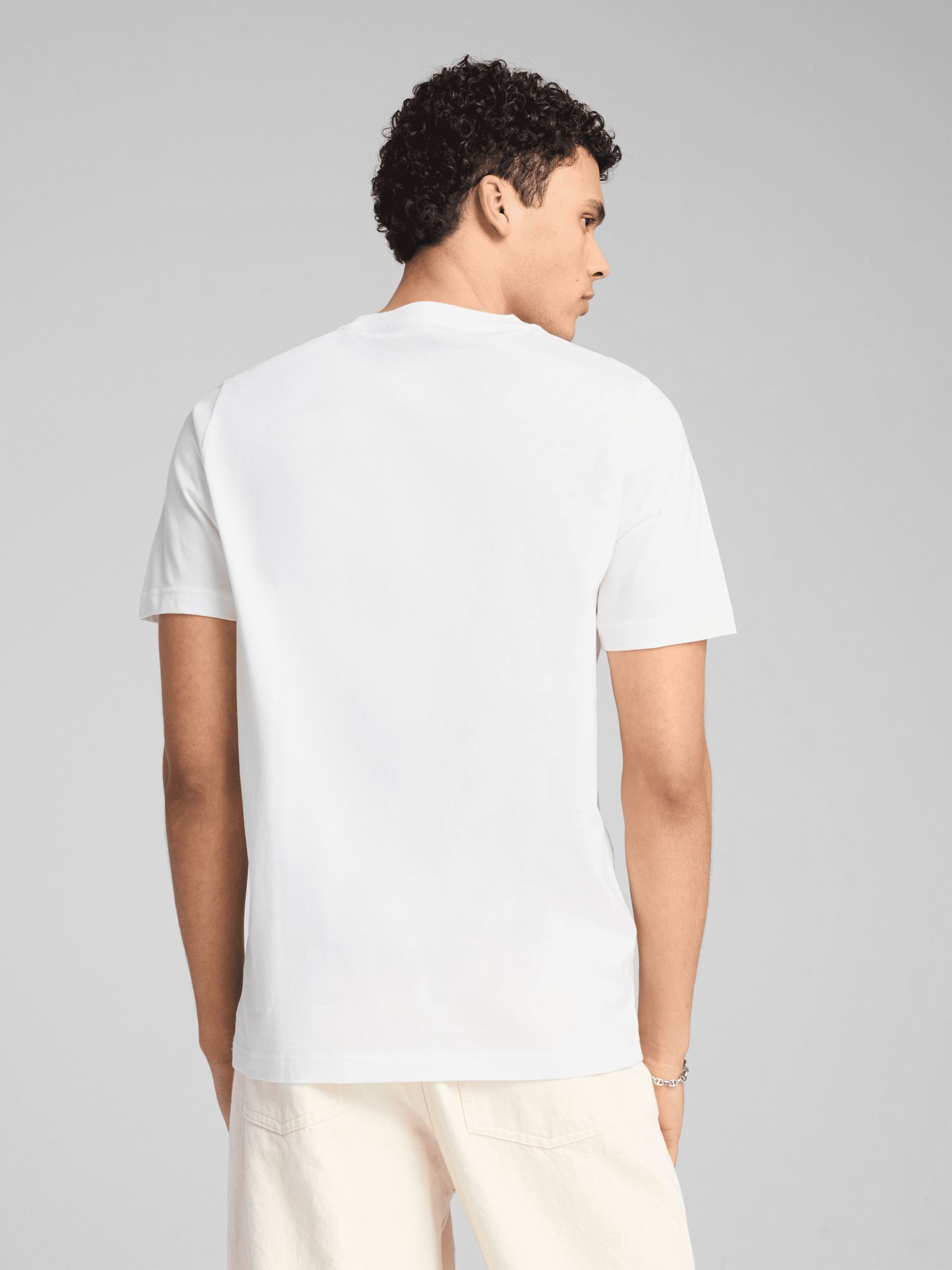 Футболка мужская Puma GRAPHICS Sneaker Tee белая 68483002 изображение 3