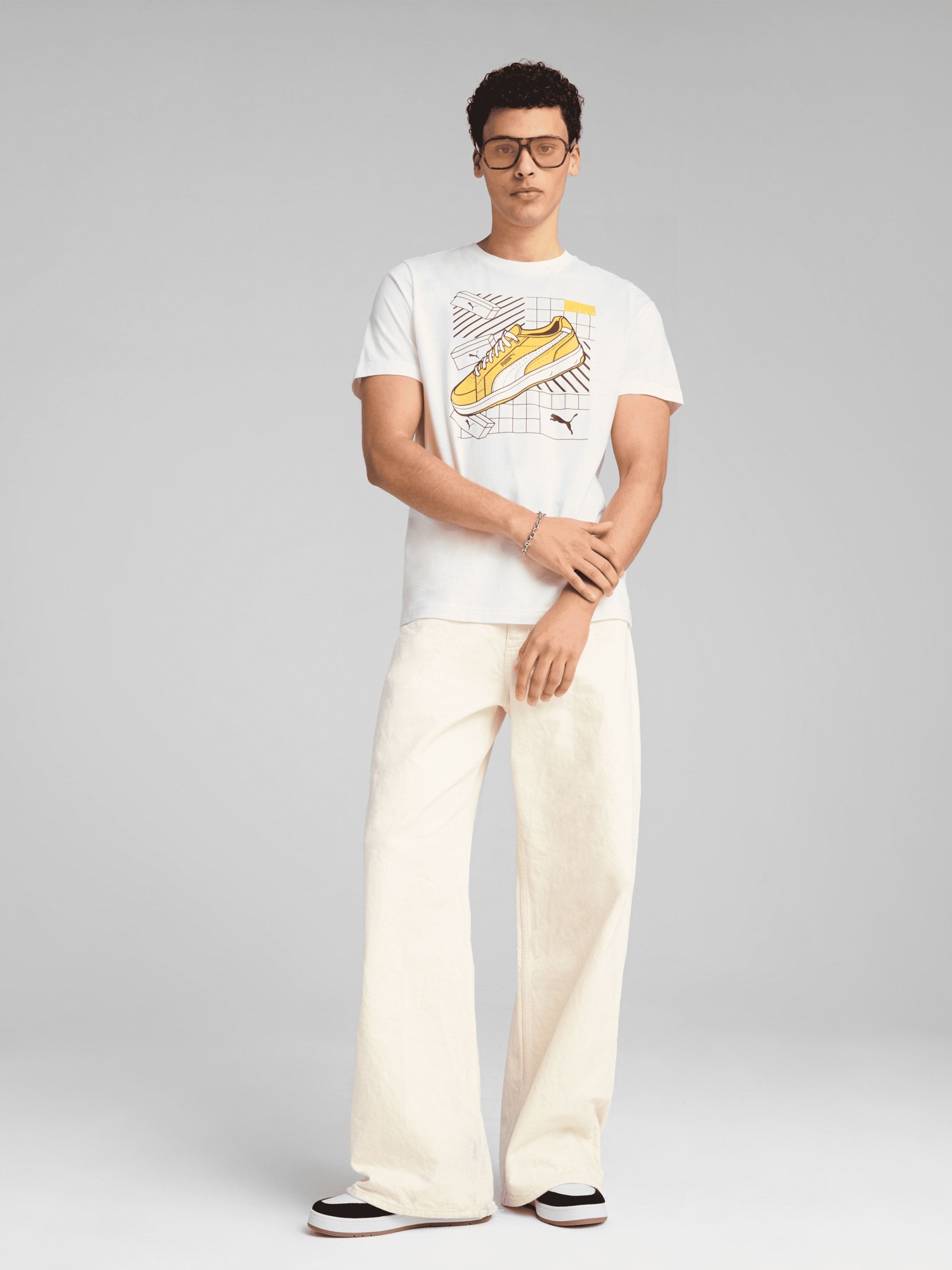 Футболка мужская Puma GRAPHICS Sneaker Tee белая 68483002 изображение 4