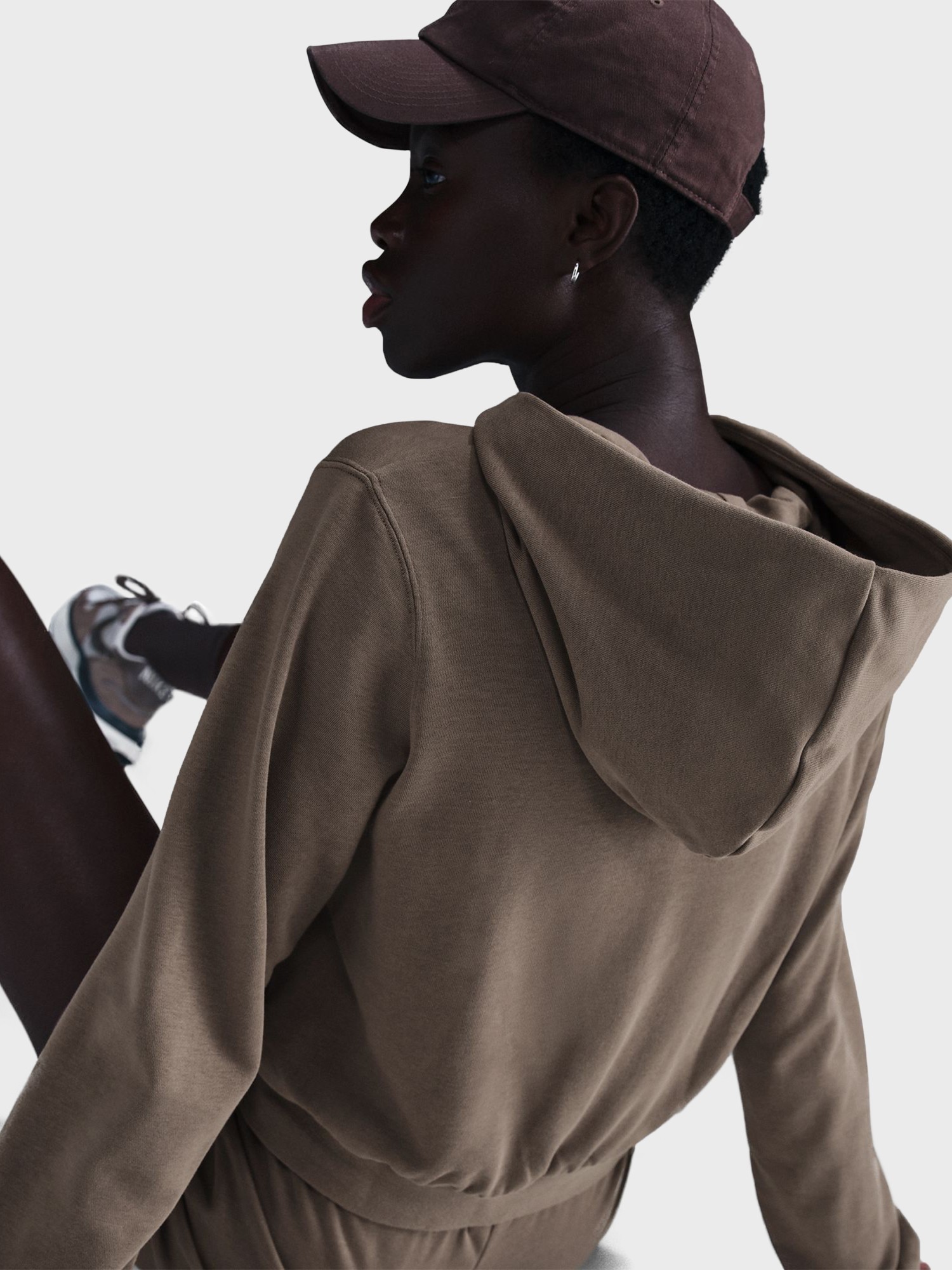 Толстовка жіноча Nike W NSW NK CHLL FT FZ HDY коричнева FN2415-233 изображение 5