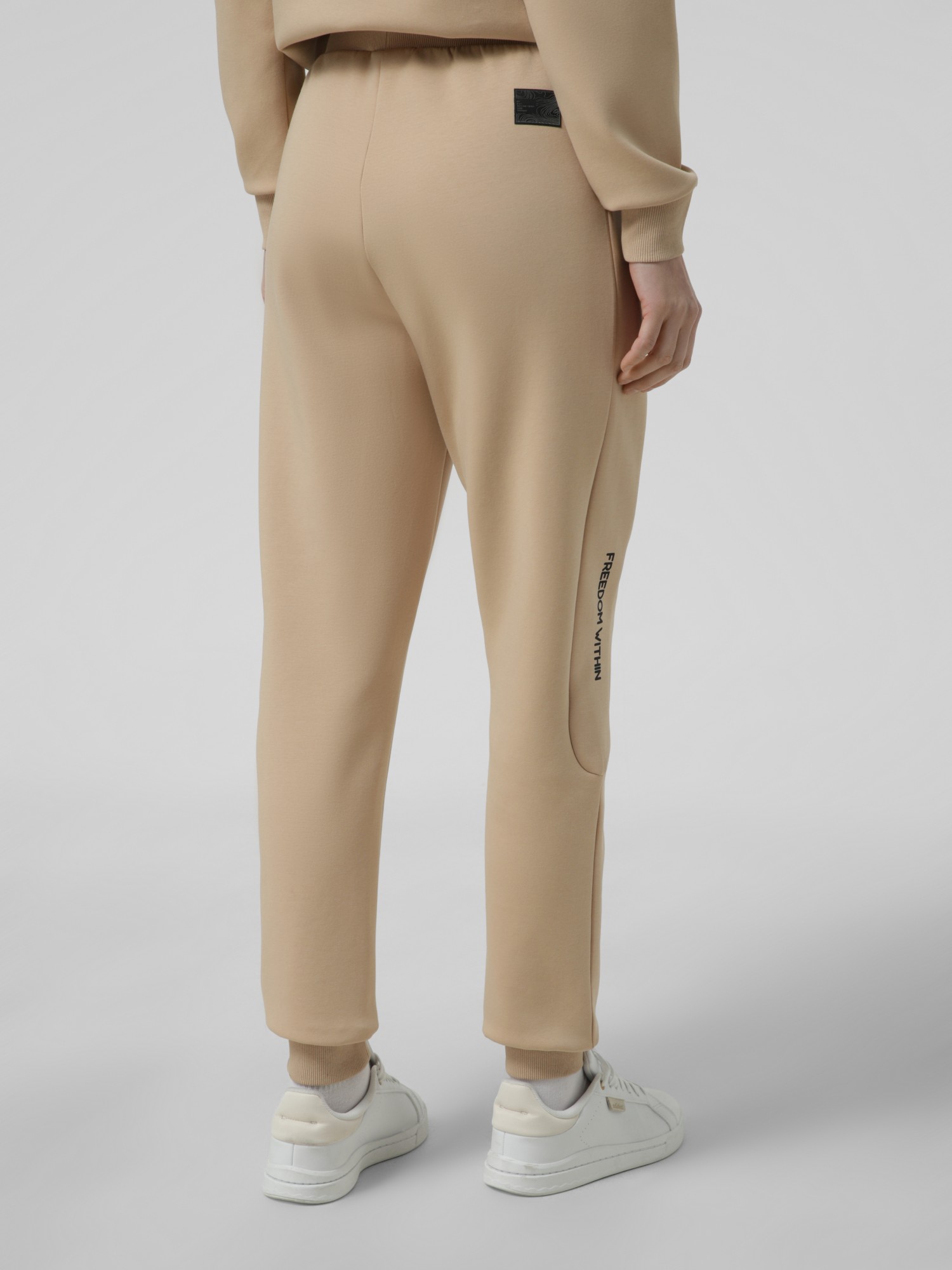 Штани жіночі Larum Lavelle бежеві 302514-125 изображение 3