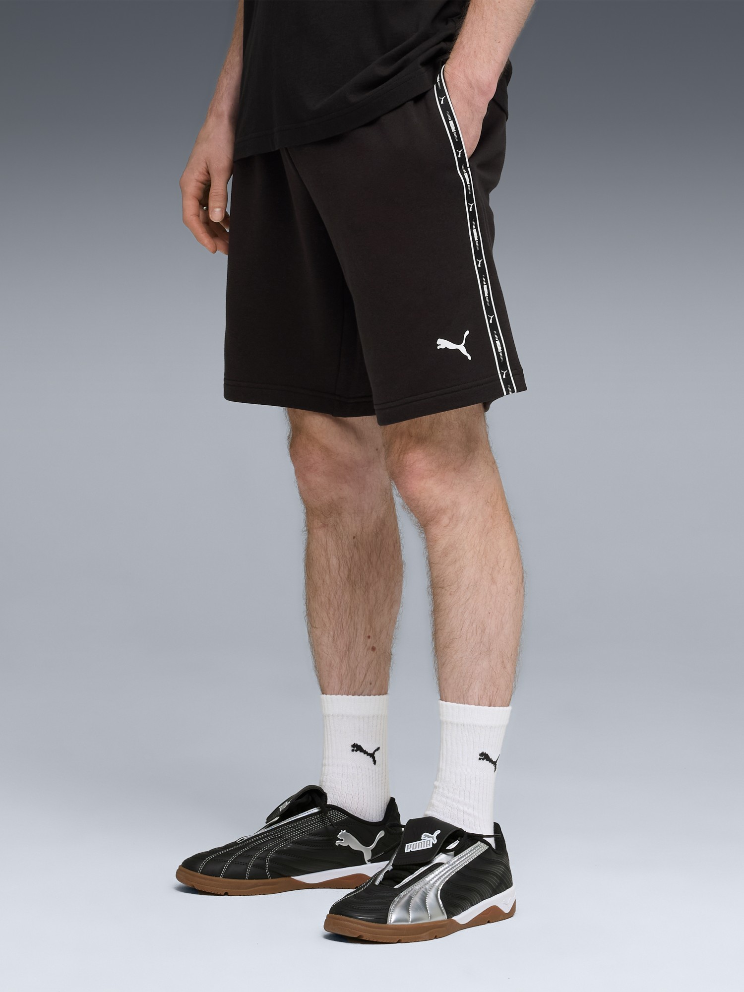 Шорти чоловічі Puma ESS TAPE Shorts 9'' TR чорні 69169601 изображение 2