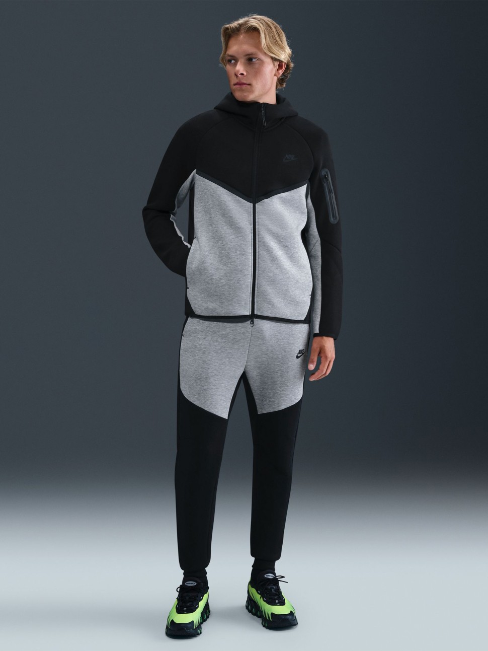 Толстовка чоловіча Nike M NK TCH FLC FZ WR HOODIE чорна HV0949-011 — фото 6