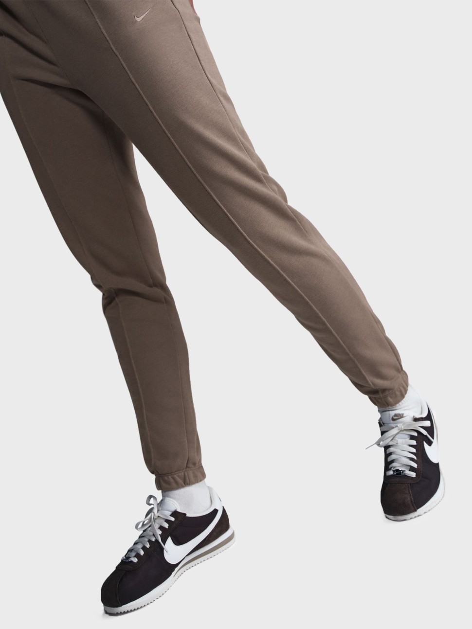 Штани жіночі Nike W NSW NK CHLL FT HR SWTPNT коричневі FN2434-233 — фото 4