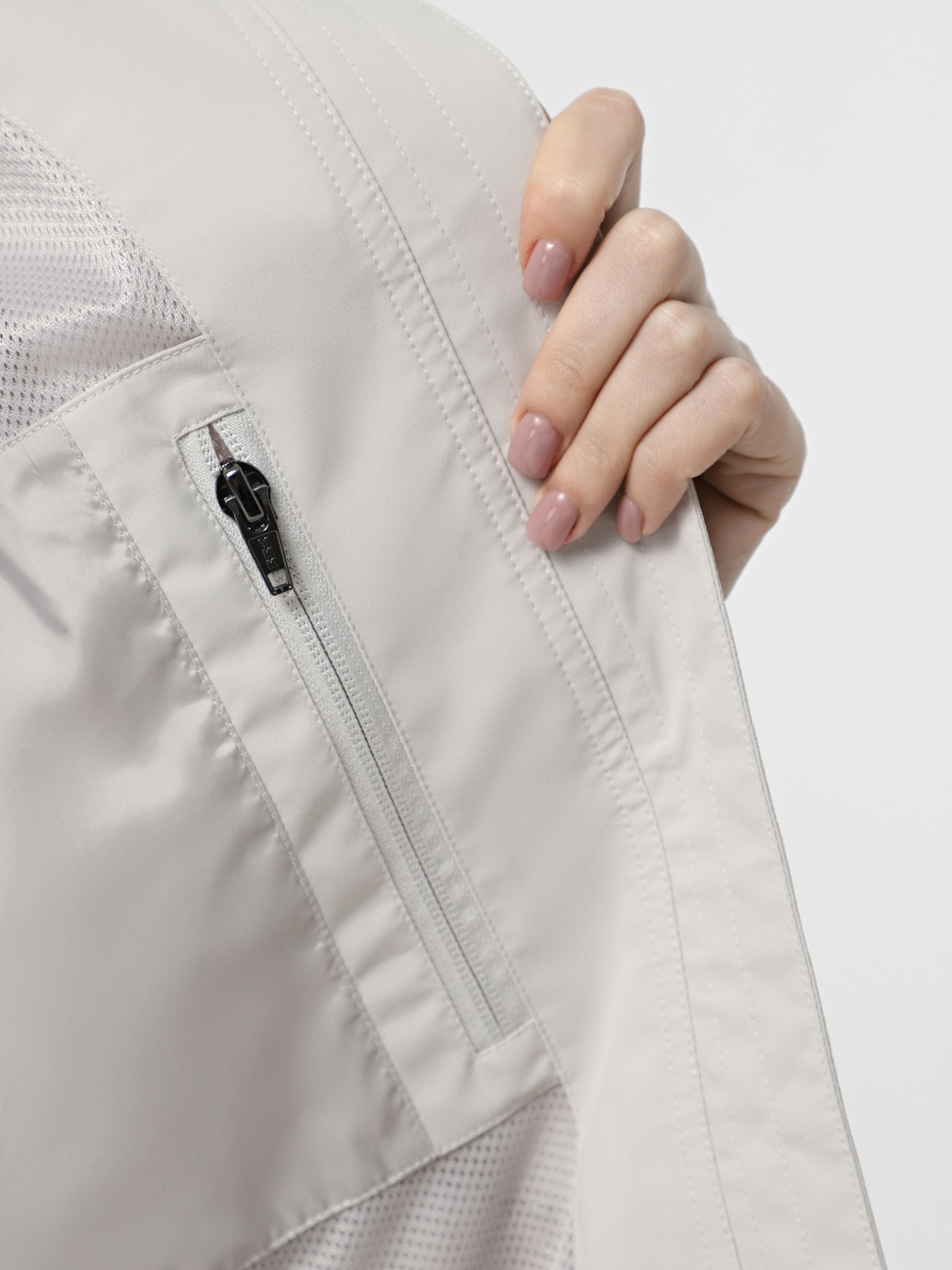 Вітрівка жіноча Larum Pacuta світло-сіра 422507-011 изображение 4