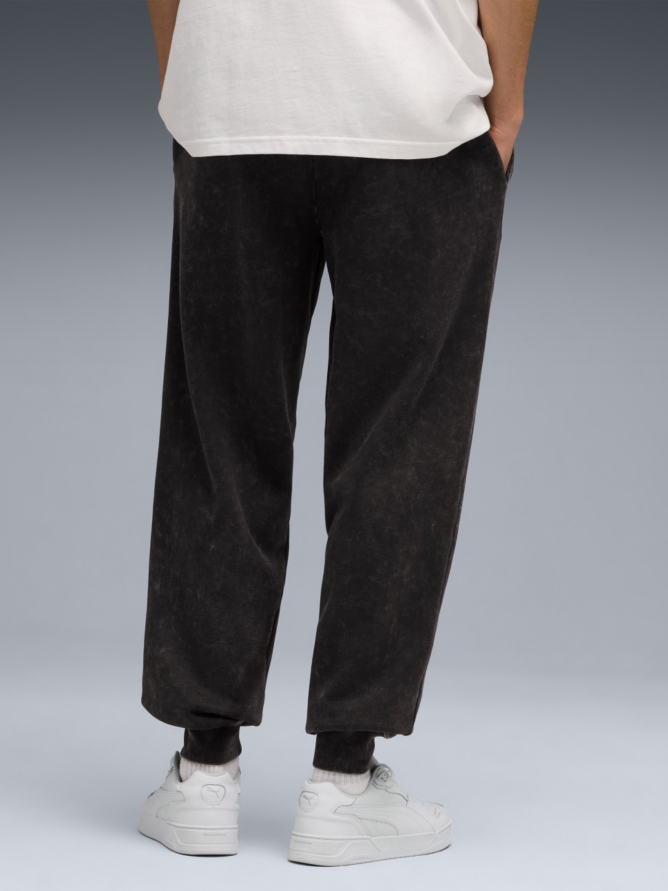 Штани чоловічі Puma ESS ELEVATED Wash Sweatpants чорні 68843601 — фото 3
