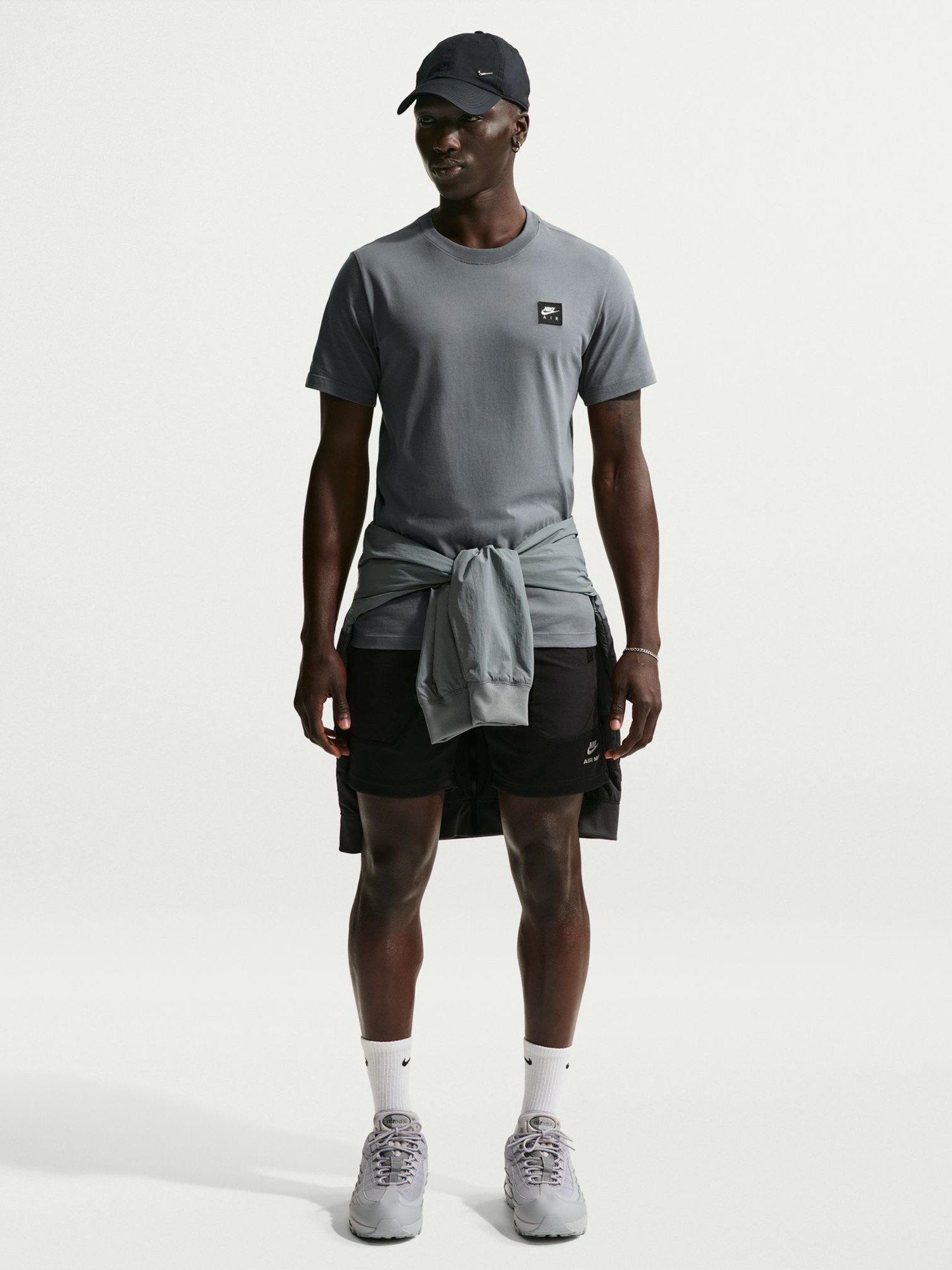 Футболка мужская Nike U NSW TEE STD AIR PATCH серая IO9514-084 изображение 5