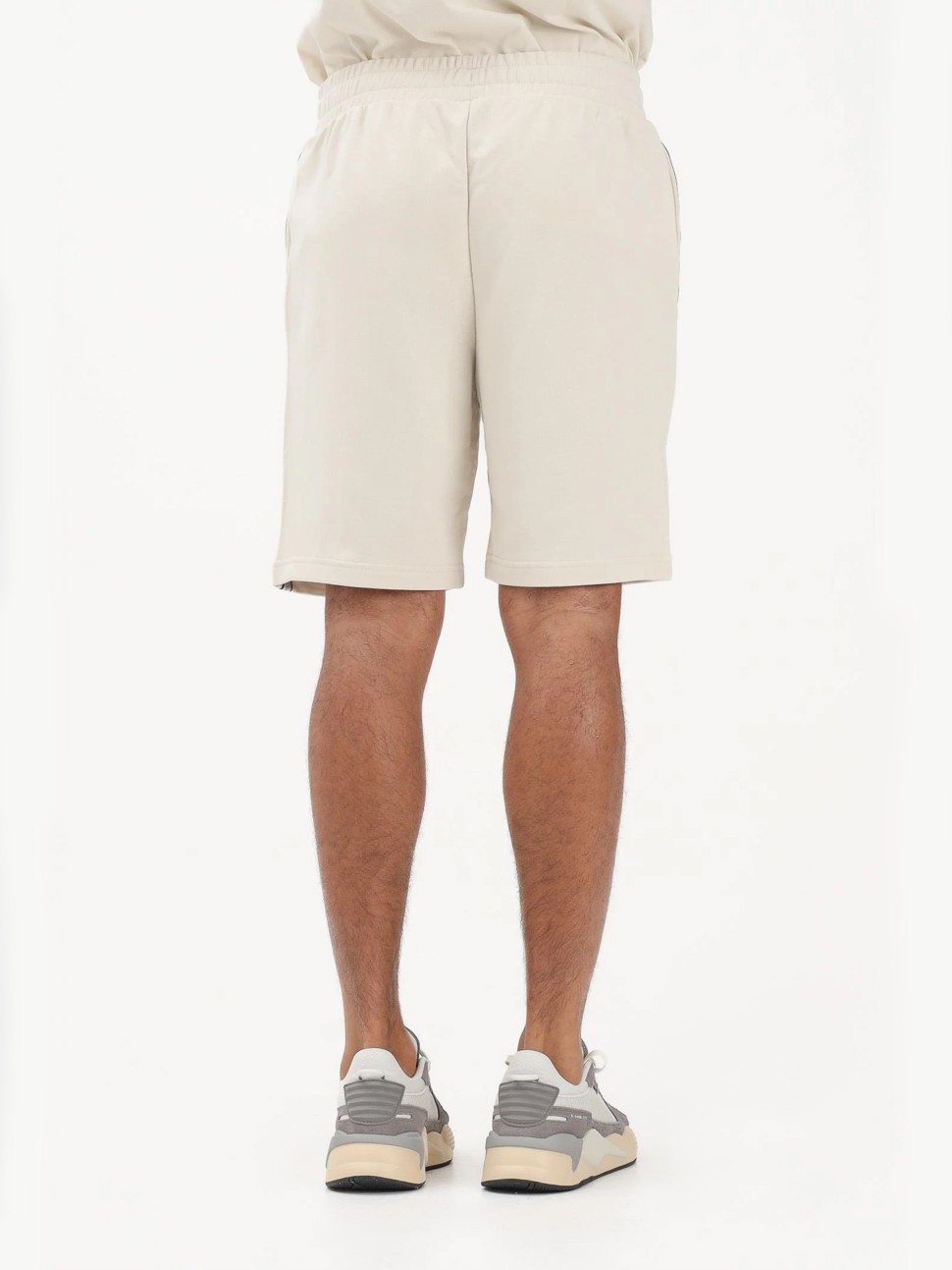 Шорти чоловічі Puma ESS TAPE Shorts 9'' TR молочні 69169687 — фото 4
