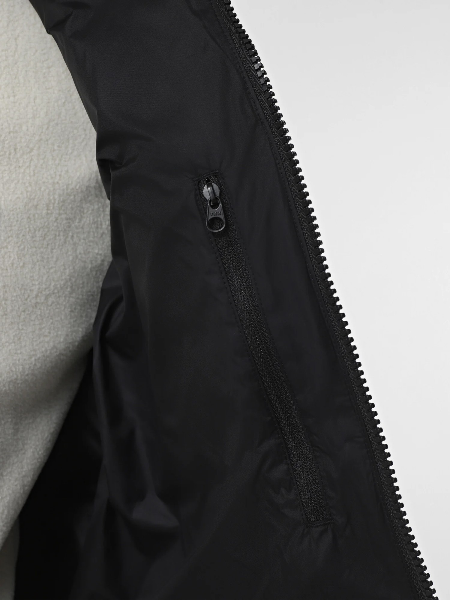 Пуховик мужской The North Face Diablo Down черный NF0A8992PH51 изображение 6