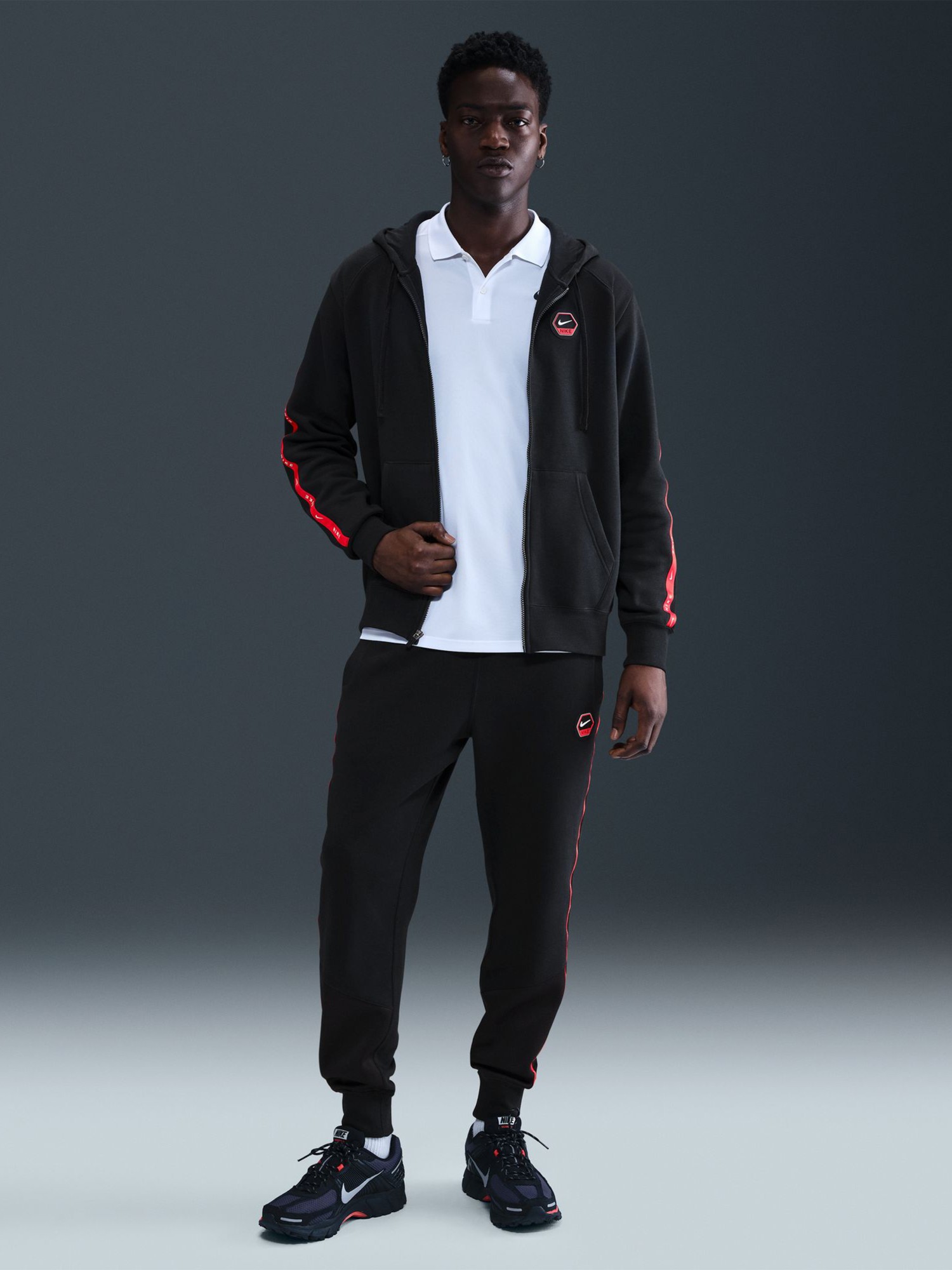 Толстовка мужская Nike M NSW CS HOODY FLC BB черная IH4285-010 изображение 5