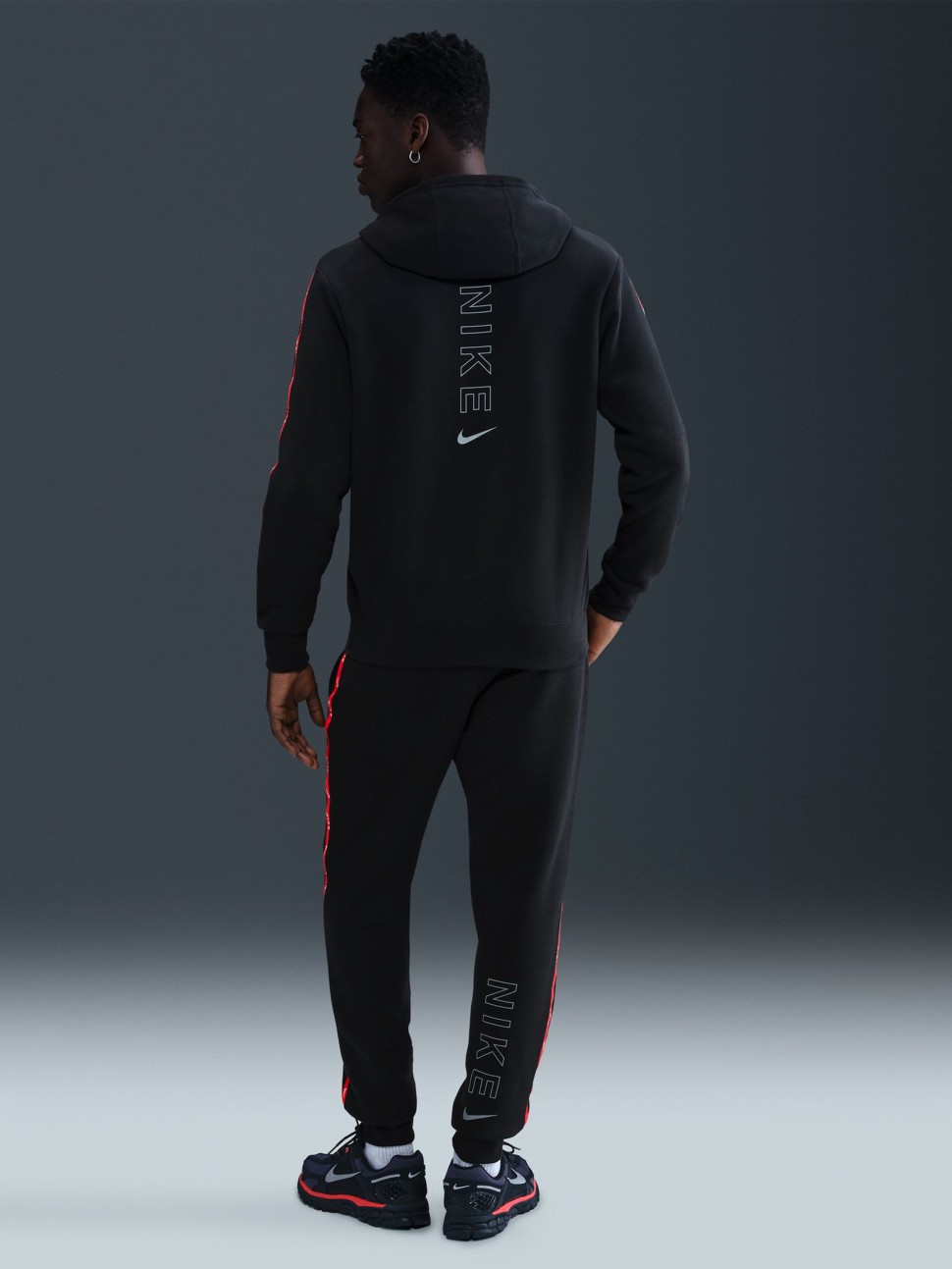 Толстовка чоловіча Nike M NSW CS HOODY FLC BB чорна IH4285-010 — фото 6