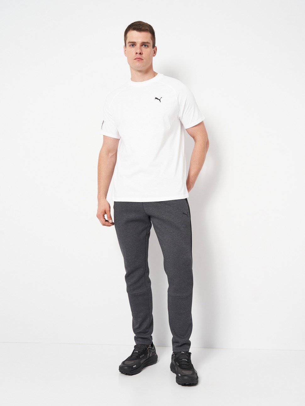Брюки мужские Puma EVOSTRIPE CORE Pants темно-серые 63153307 — фото 5 — Sport City Брюки мужские Puma EVOSTRIPE CORE Pants темно-серые 63153307 — фото 5