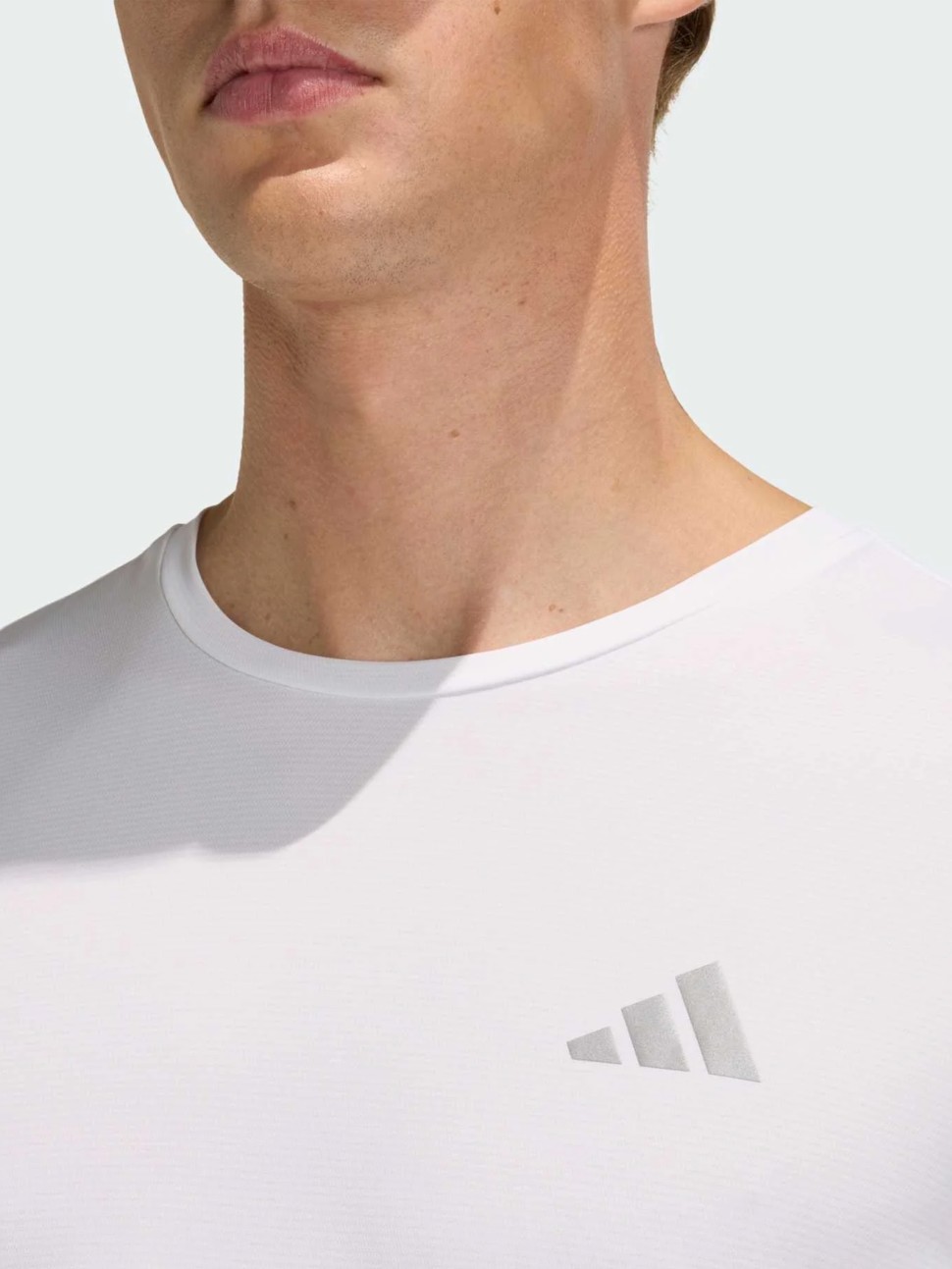 Футболка чоловіча Adidas Run Ess Tee M біла KB5960 — фото 4