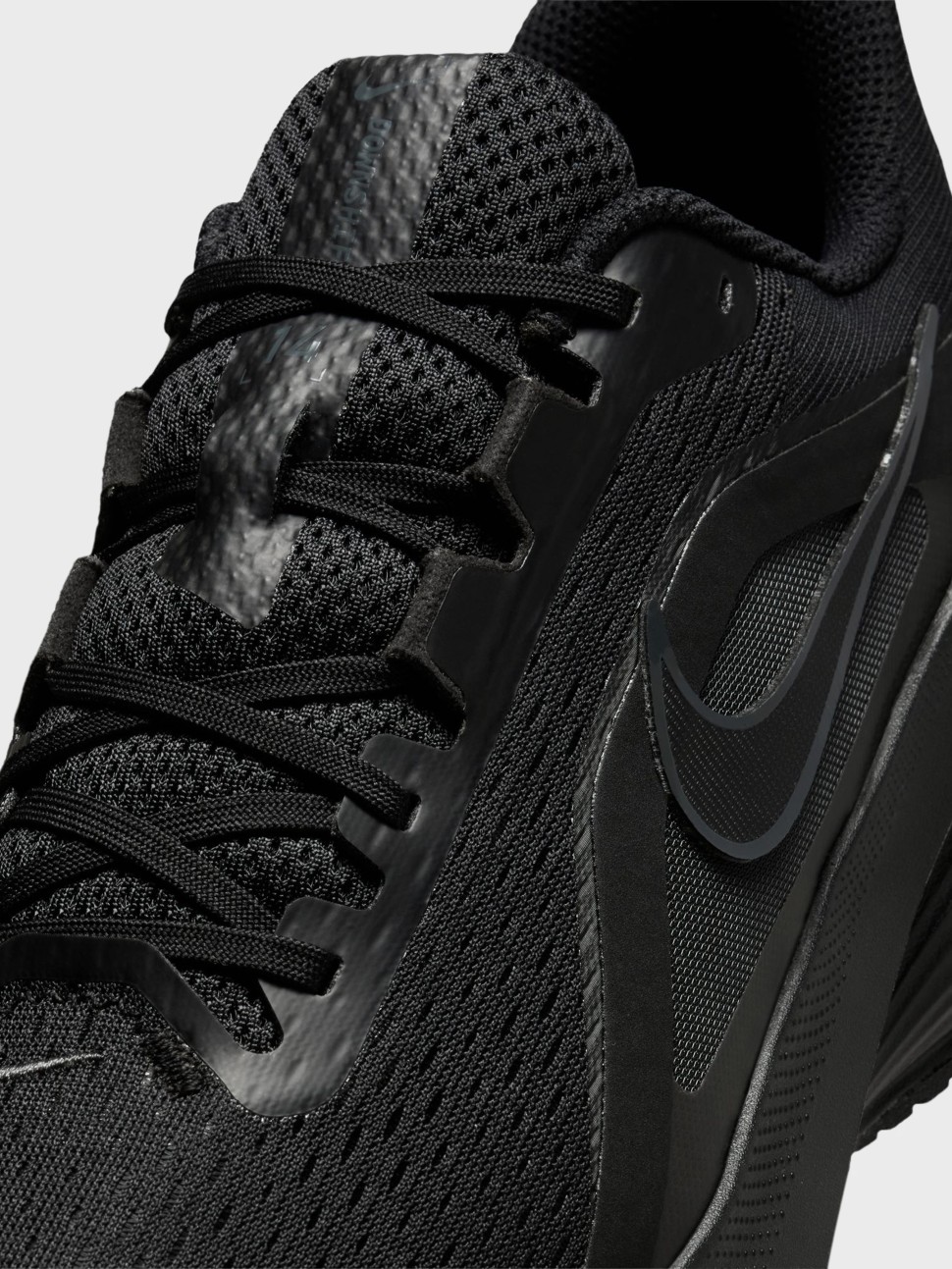 Кросівки чоловічі Nike DOWNSHIFTER 14 чорні IB1895-001 — фото 4 — Sport City Кросівки чоловічі Nike DOWNSHIFTER 14 чорні IB1895-001 — фото 4