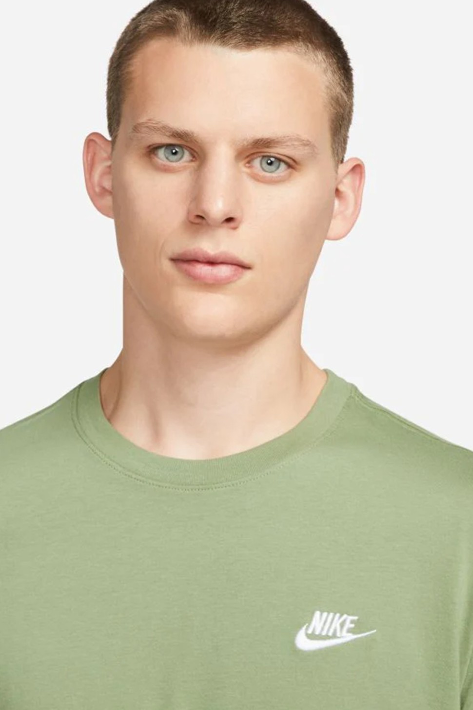 Футболка мужская Nike M NSW CLUB TEE зеленая AR4997-386 — фото 4