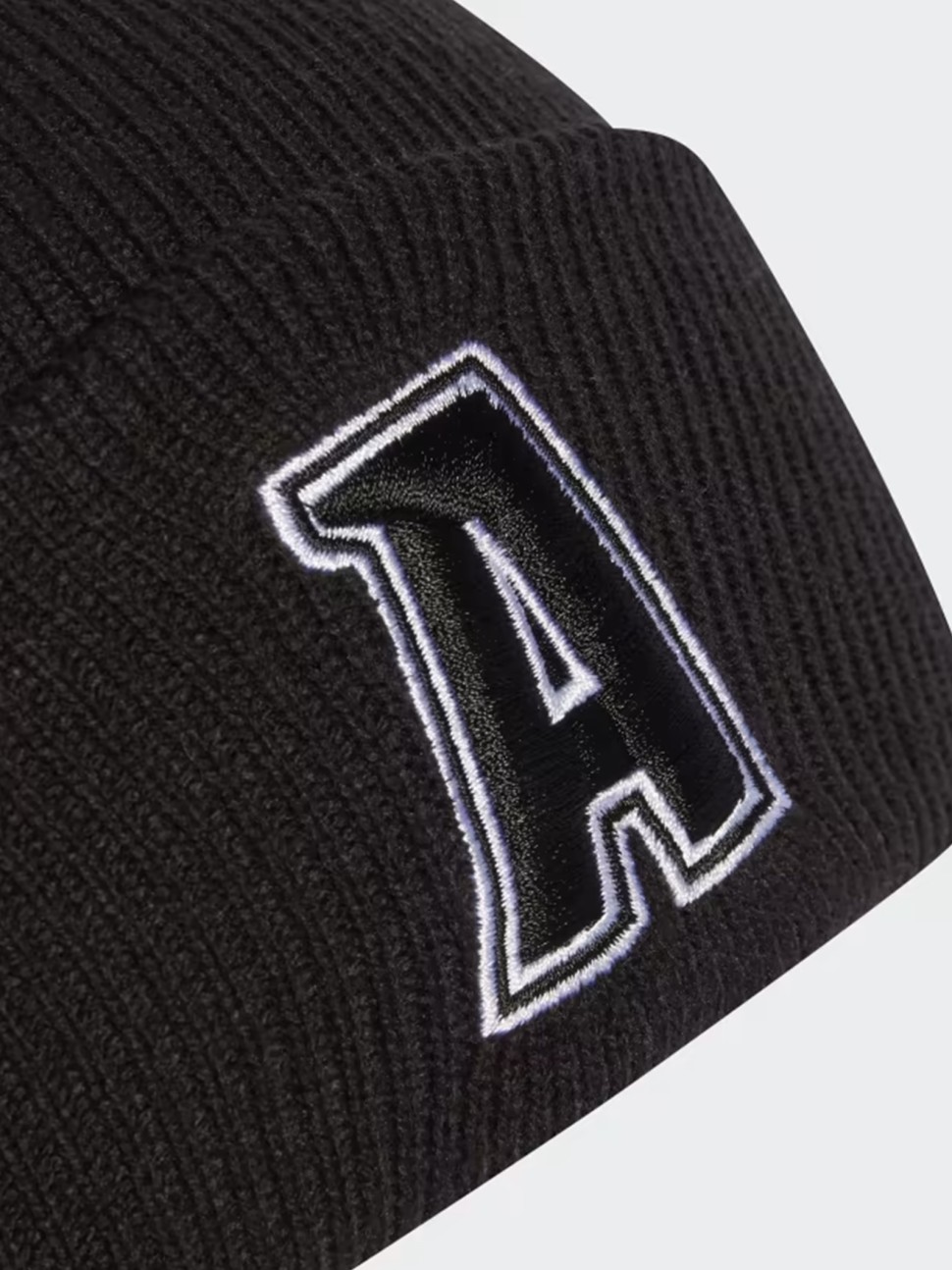 Шапка Adidas BEANIE CUFF VAR чорна IB3236 — фото 3