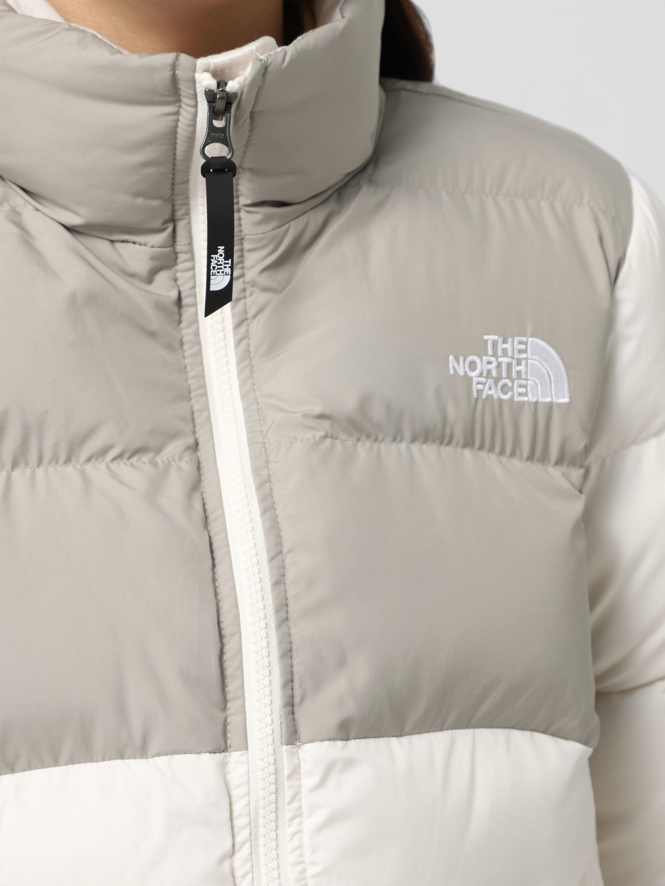 Зимова куртка жіноча The North Face Saikuru біла NF0A89JD4QI1 — фото 6