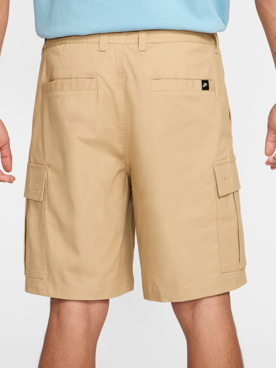 Шорты мужские Nike M NK CLUB WVN CARGO SHORT бежевые FN3517-297 — фото 4 — Sport City Шорты мужские Nike M NK CLUB WVN CARGO SHORT бежевые FN3517-297 — фото 4