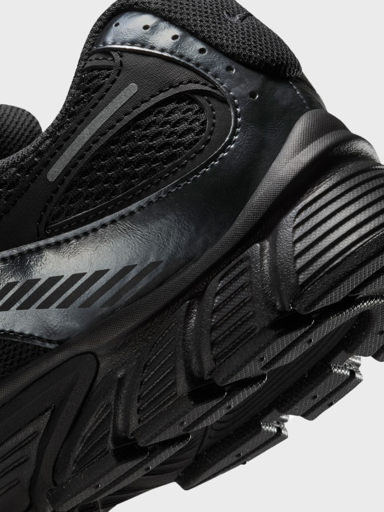 Кроссовки мужские Nike V5 RNR черные HJ5228-001 изображение 6 Кроссовки мужские Nike V5 RNR черные HJ5228-001 изображение 6