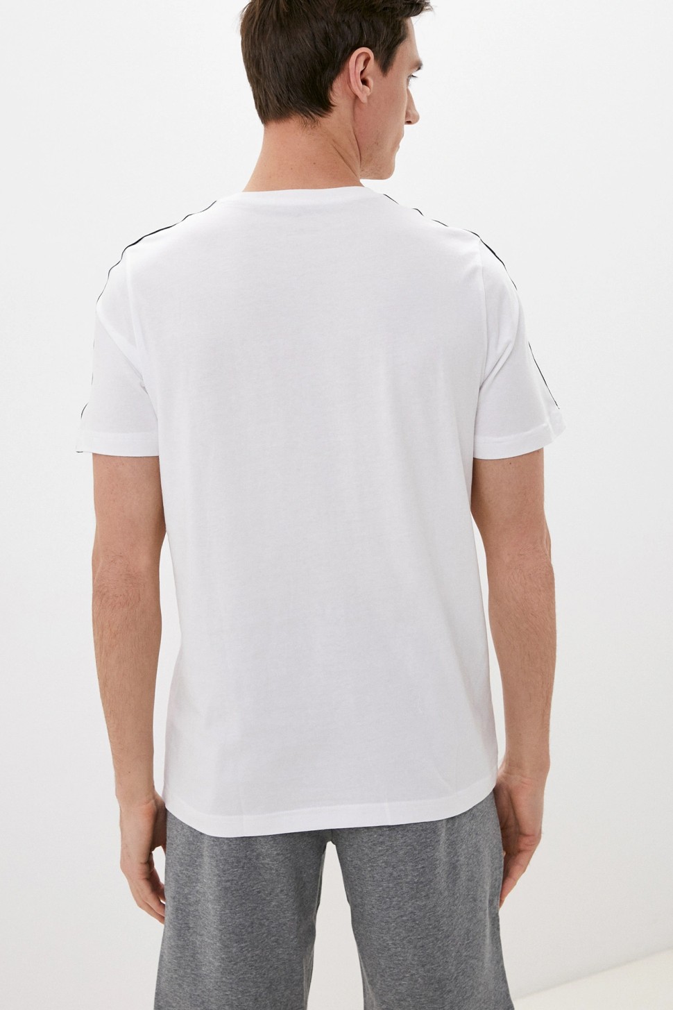 Футболка мужская Puma Tape Tee M белая 67132002 — фото 3 — Sport City Футболка мужская Puma Tape Tee M белая 67132002 — фото 3