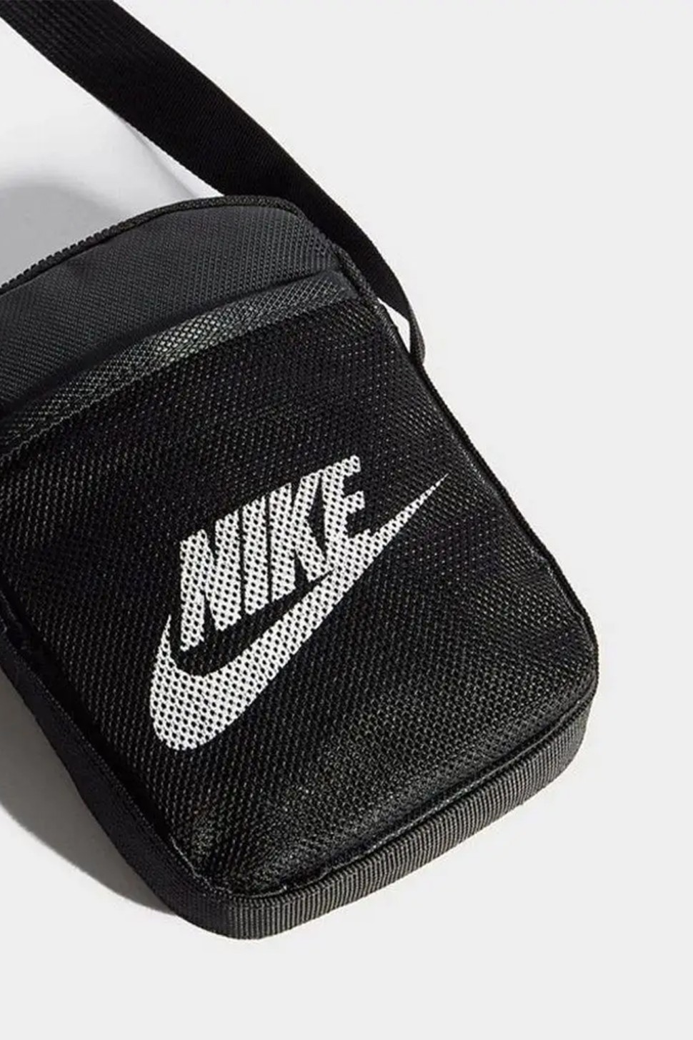 Сумка Nike NK HERITAGE S CROSSBODY чорна BA5871-010 — фото 4