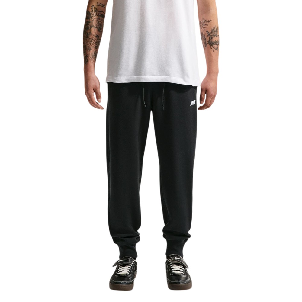 Брюки мужские Nike M NK CLUB VARSITY JOGGER черные IO1376-010