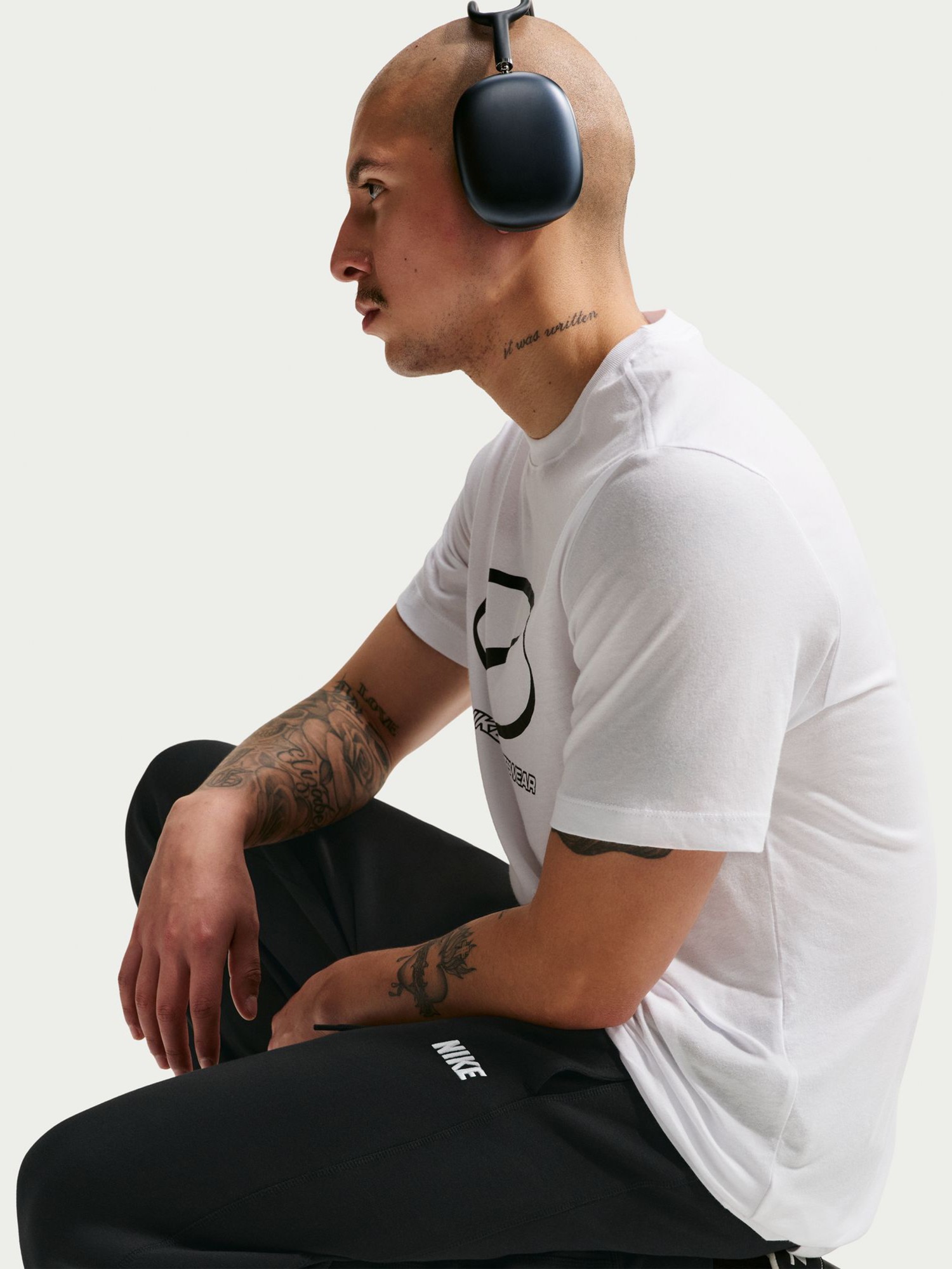 Брюки мужские Nike M NK CLUB VARSITY JOGGER черные IO1376-010 изображение 6