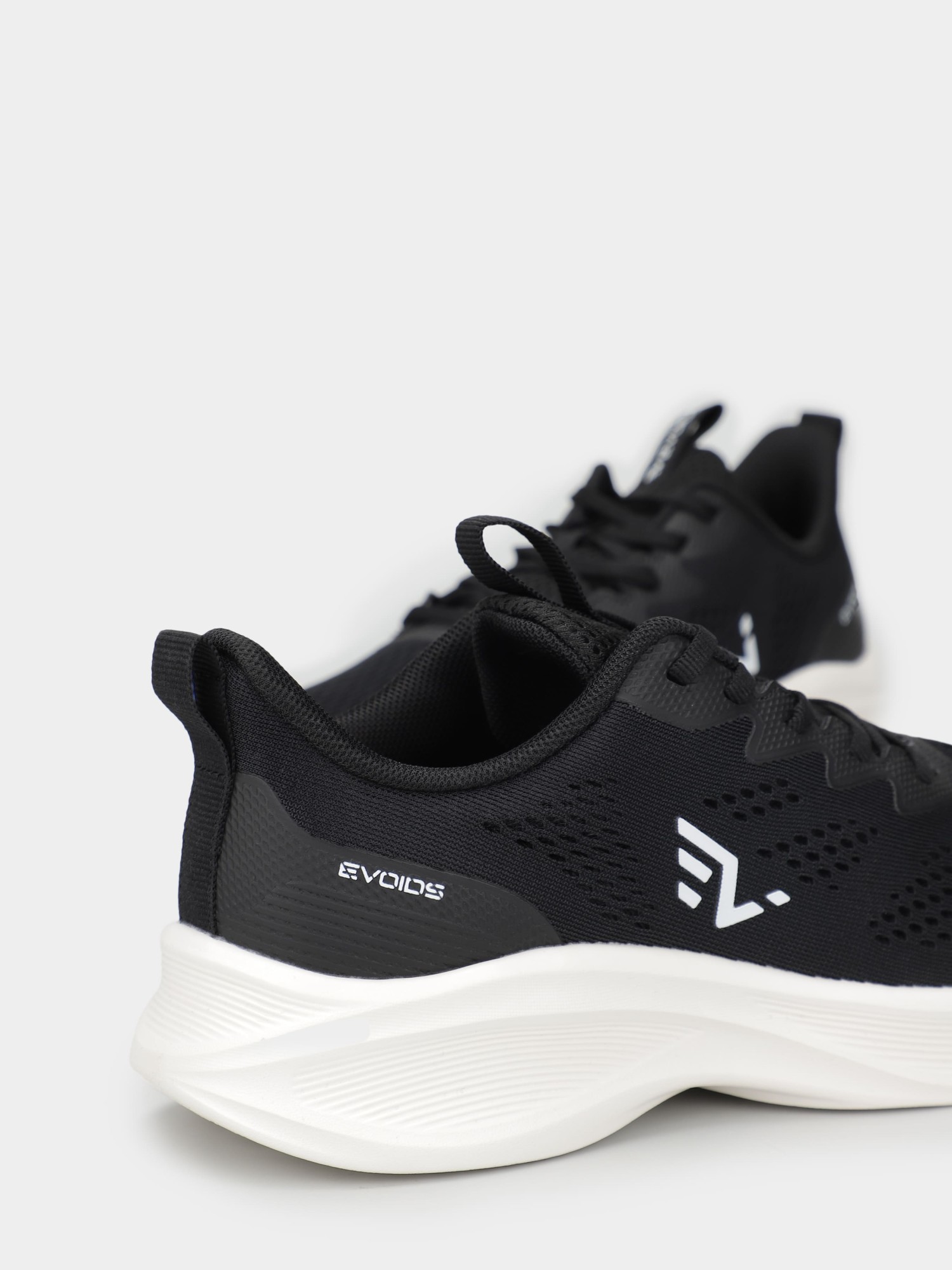 Кросівки жіночі Evoids Swan чорні 112422-010 изображение 5