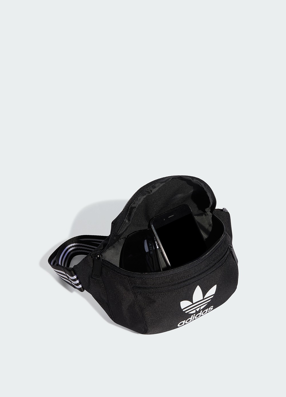 Сумка  Adidas ADICOLOR CLASSIC черная IJ0764 изображение 4