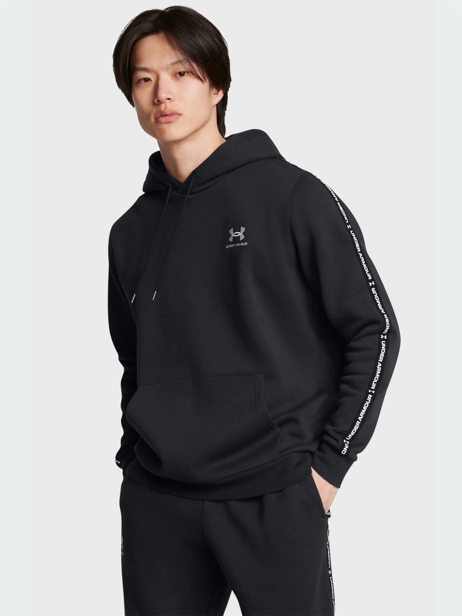 Толстовка чоловіча Under Armour UA Icon Fleece HD Taping чорна 1389356-001 изображение 2