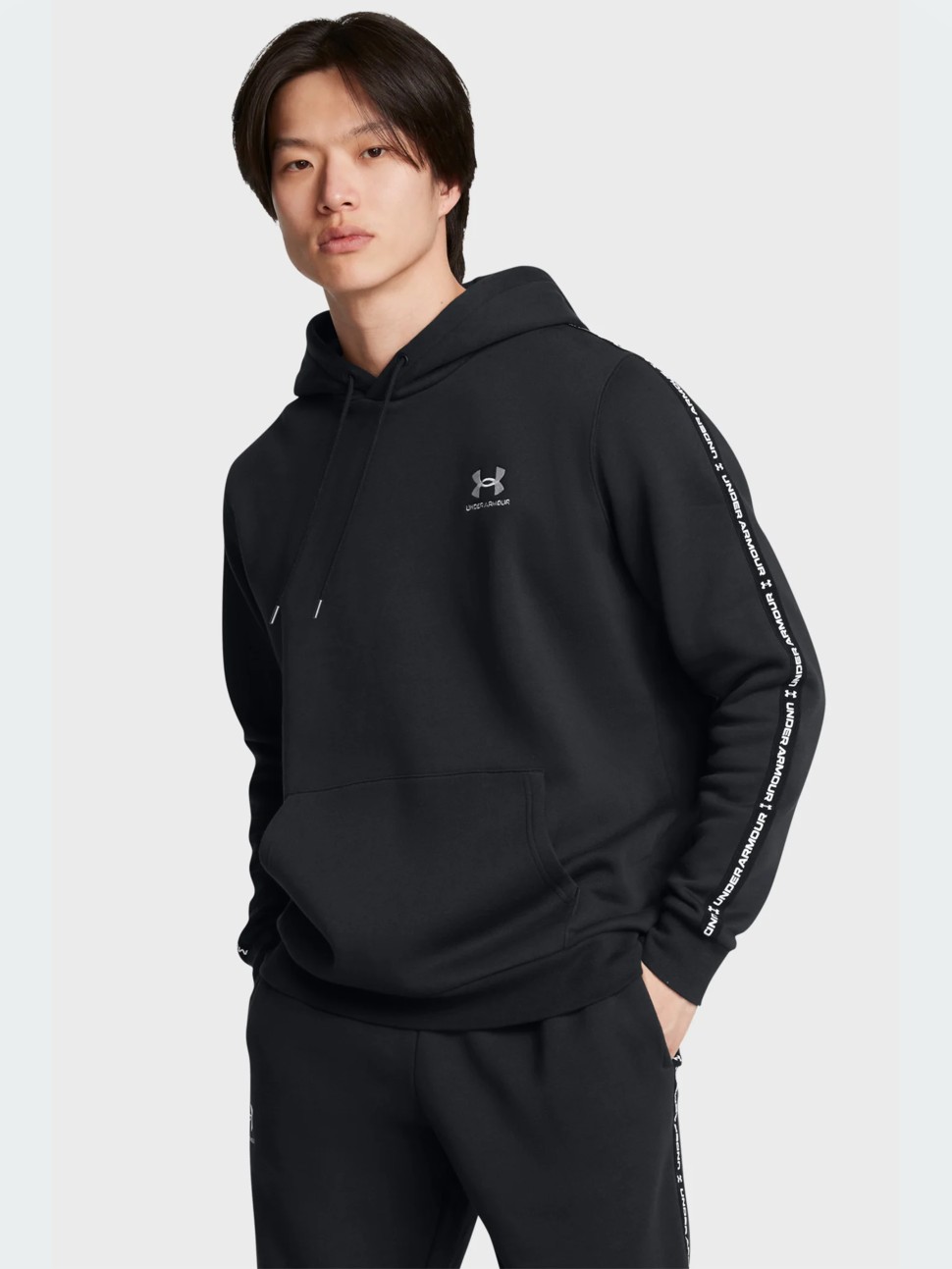 Толстовка чоловіча Under Armour UA Icon Fleece HD Taping чорна 1389356-001 — фото 2