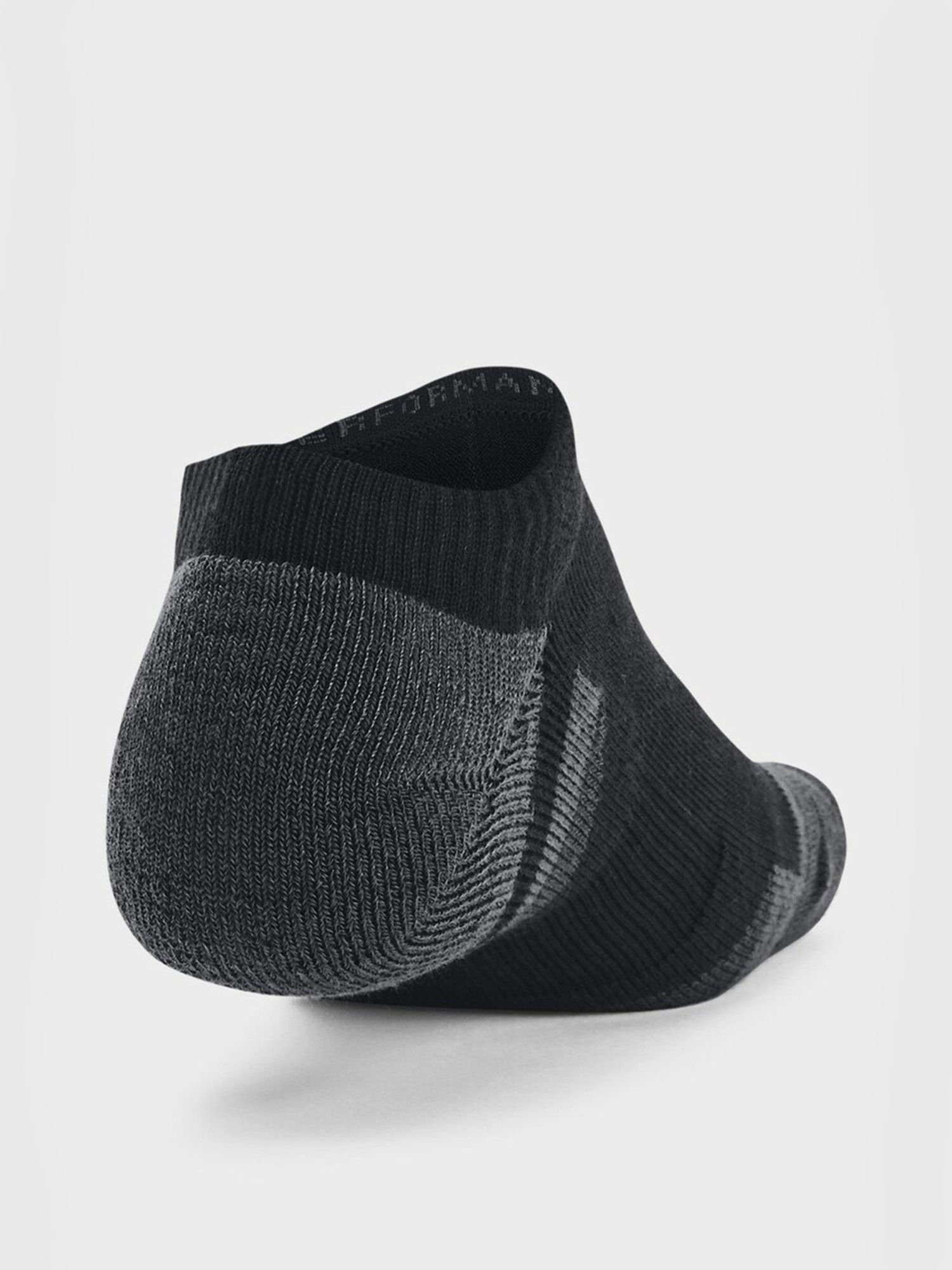 Носки  Under Armour UA Performance Tech 3pk NS черные 1379503-001 изображение 5