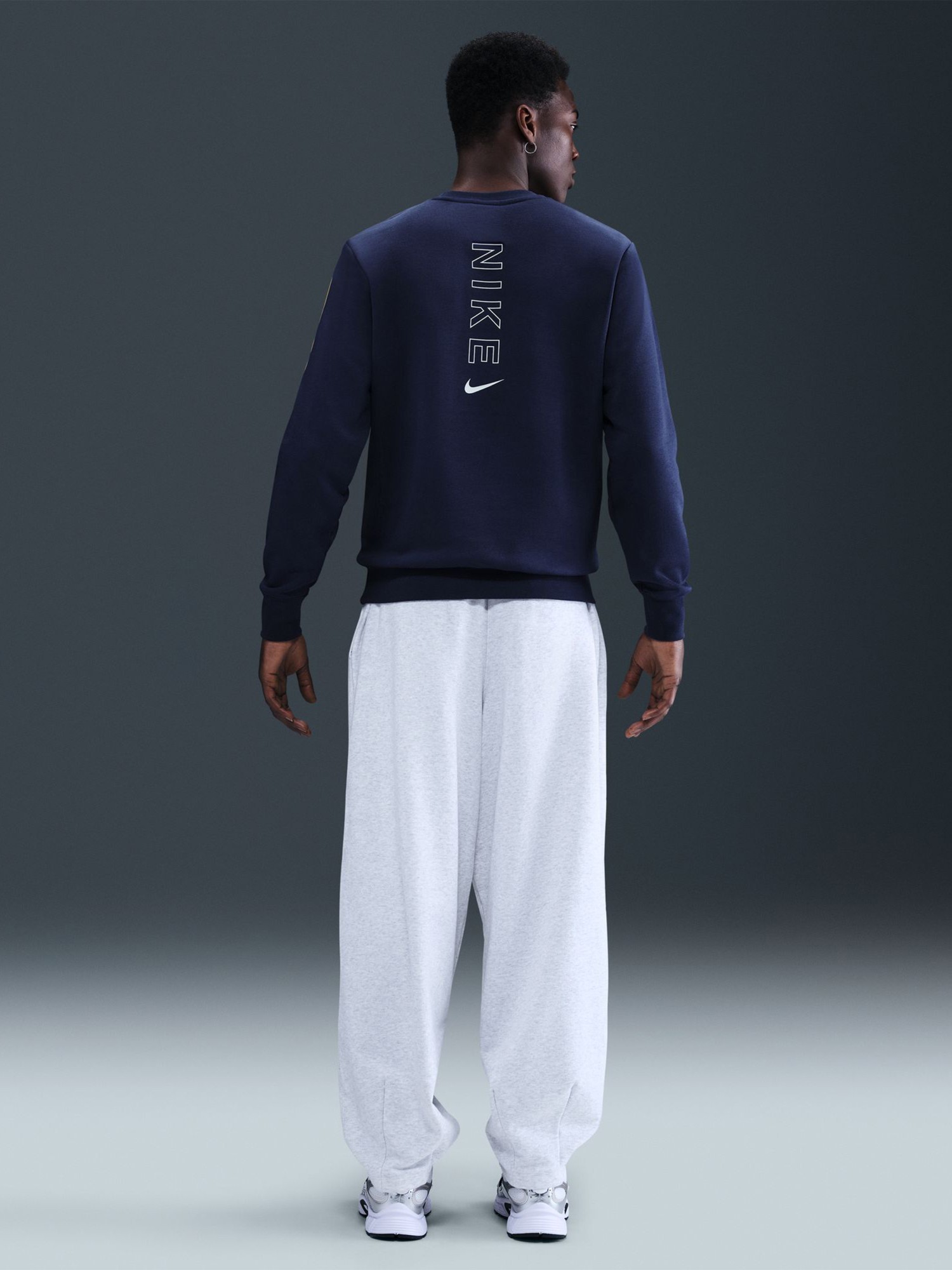 Толстовка мужская Nike M NSW CS CREW FLC BB темно-синяя IH4286-410 изображение 3