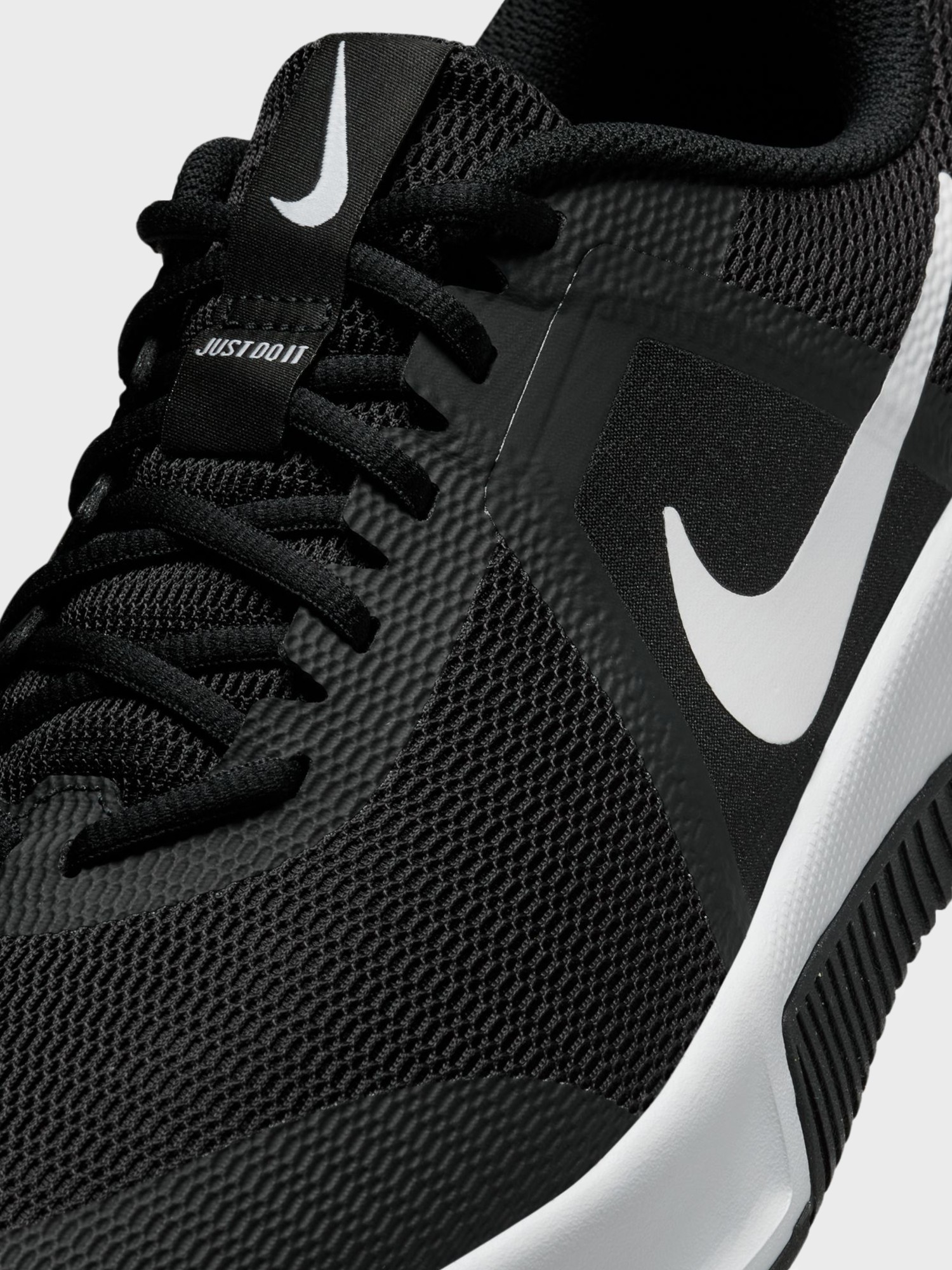 Кросівки чоловічі Nike M NIKE MC TRAINER 3 чорні FQ1831-001 изображение 4