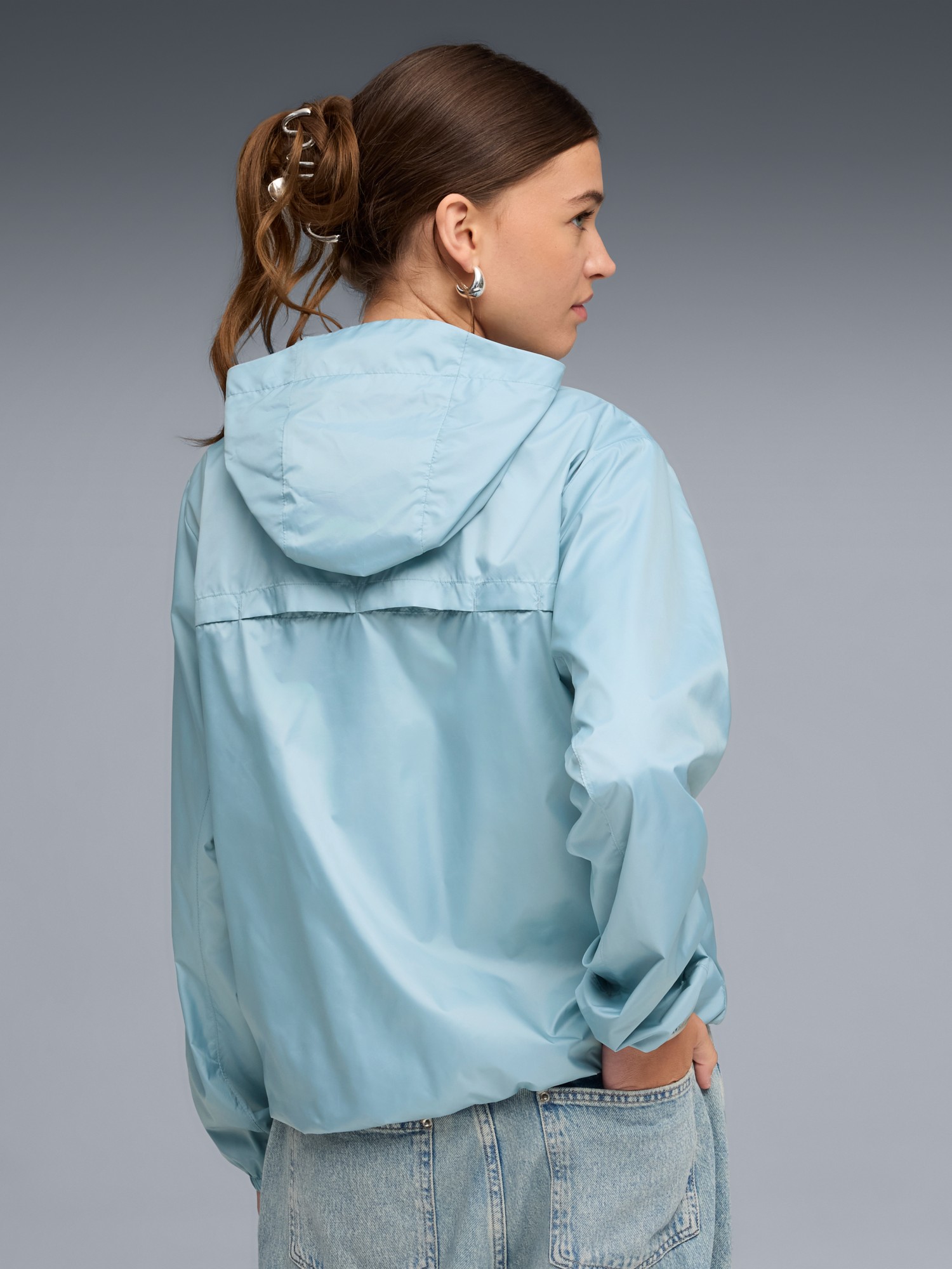 Ветровка женская Puma Ess Regular Windbreaker голубая 68513378 изображение 4