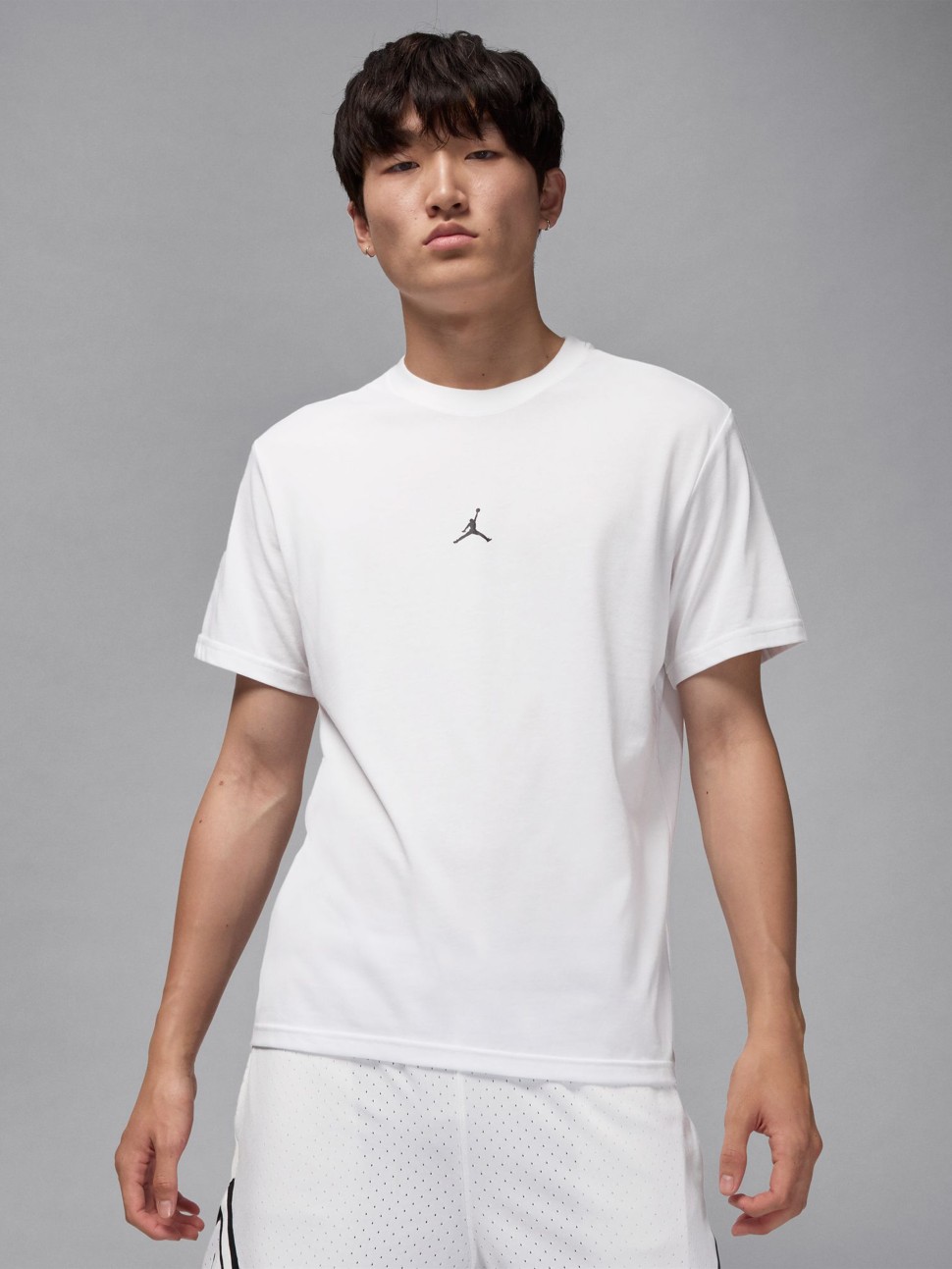 Футболка мужская Nike M J SPRT JUMPMAN DF SS CREW белая IB6757-100 — фото 2 — Sport City Футболка мужская Nike M J SPRT JUMPMAN DF SS CREW белая IB6757-100 — фото 2