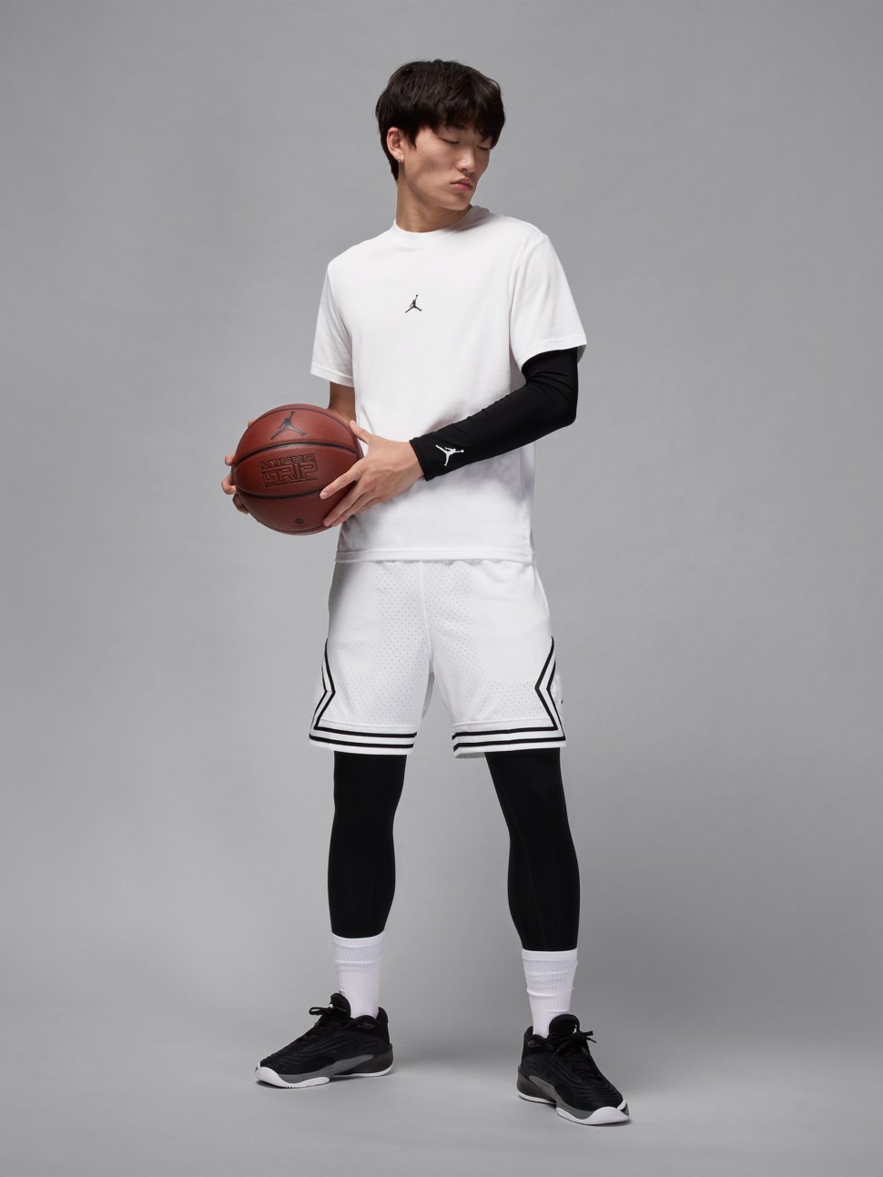 Футболка мужская Nike M J SPRT JUMPMAN DF SS CREW белая IB6757-100 — фото 5 — Sport City Футболка мужская Nike M J SPRT JUMPMAN DF SS CREW белая IB6757-100 — фото 5