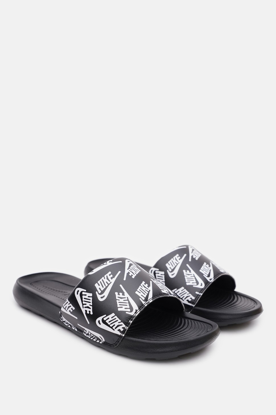Пляжне взуття чоловіче Nike NIKE VICTORI ONE SLIDE PRINT чорне CN9678-008 — фото 3