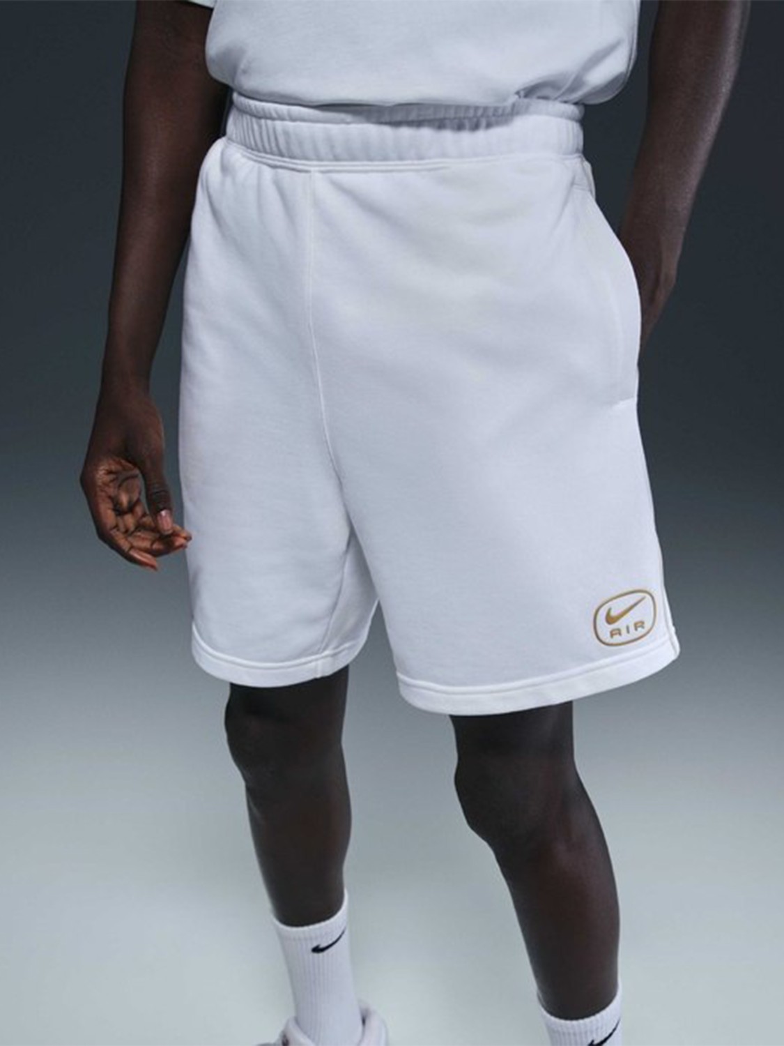 Шорти чоловічі Nike M NSW SW AIR SHORT FT білі HM0178-100 изображение 2