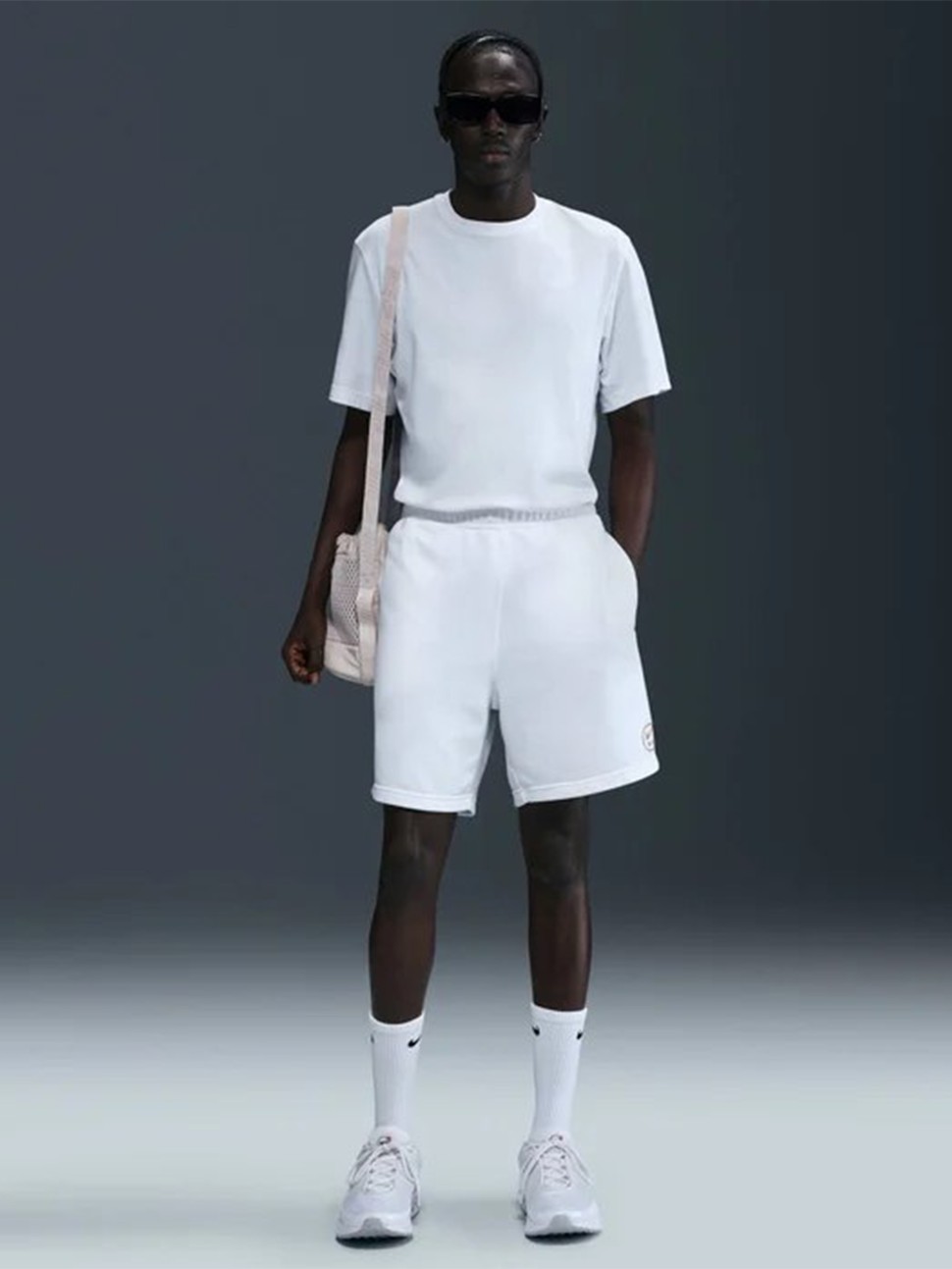 Шорти чоловічі Nike M NSW SW AIR SHORT FT білі HM0178-100 — фото 4