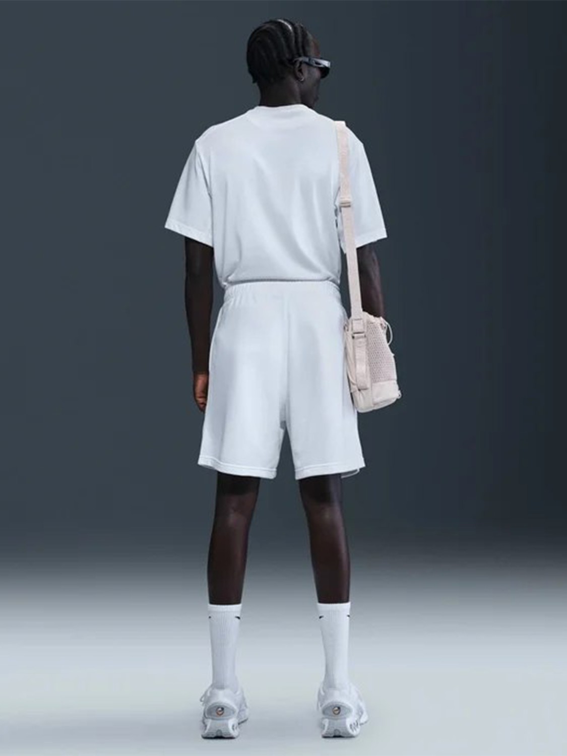 Шорти чоловічі Nike M NSW SW AIR SHORT FT білі HM0178-100 изображение 6